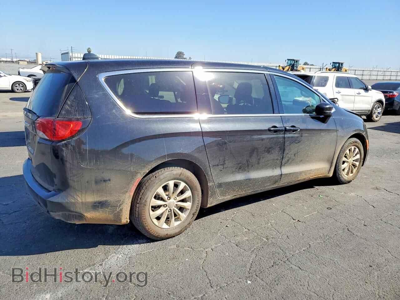 2017 CHRYSLER PACIFICA - VIN: 2C4RC1DG7HR521911 - Фото 3