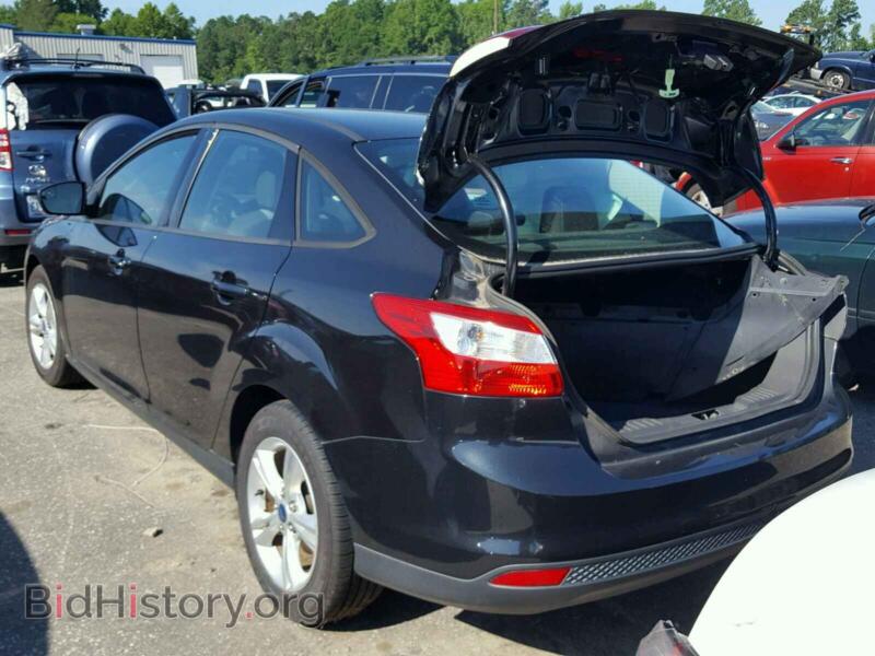 2012 Ford FOCUS (VIN 1FAHP3F21CL461645) — photo 3 of 10