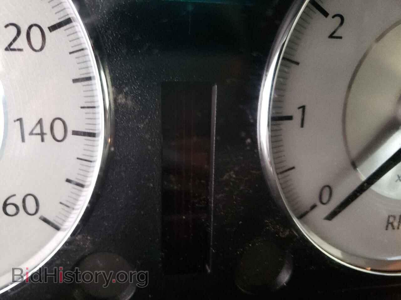 2010 CHRYSLER 300 - VIN: 2C3CA6CTXAH221612 - Фото 8