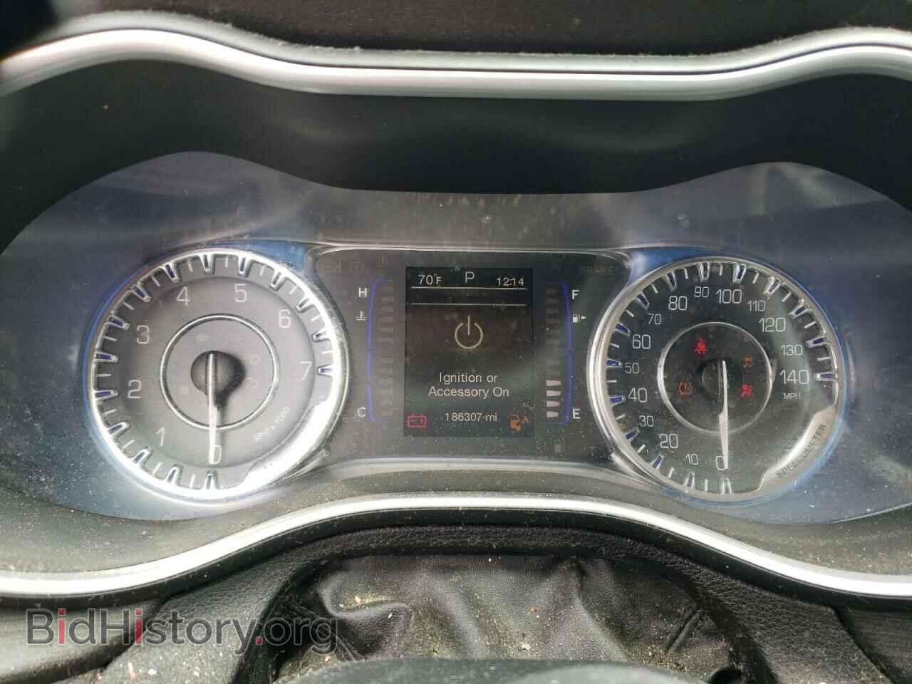 2015 CHRYSLER 200 - VIN: 1C3CCCAB0FN742131 - Фото 9