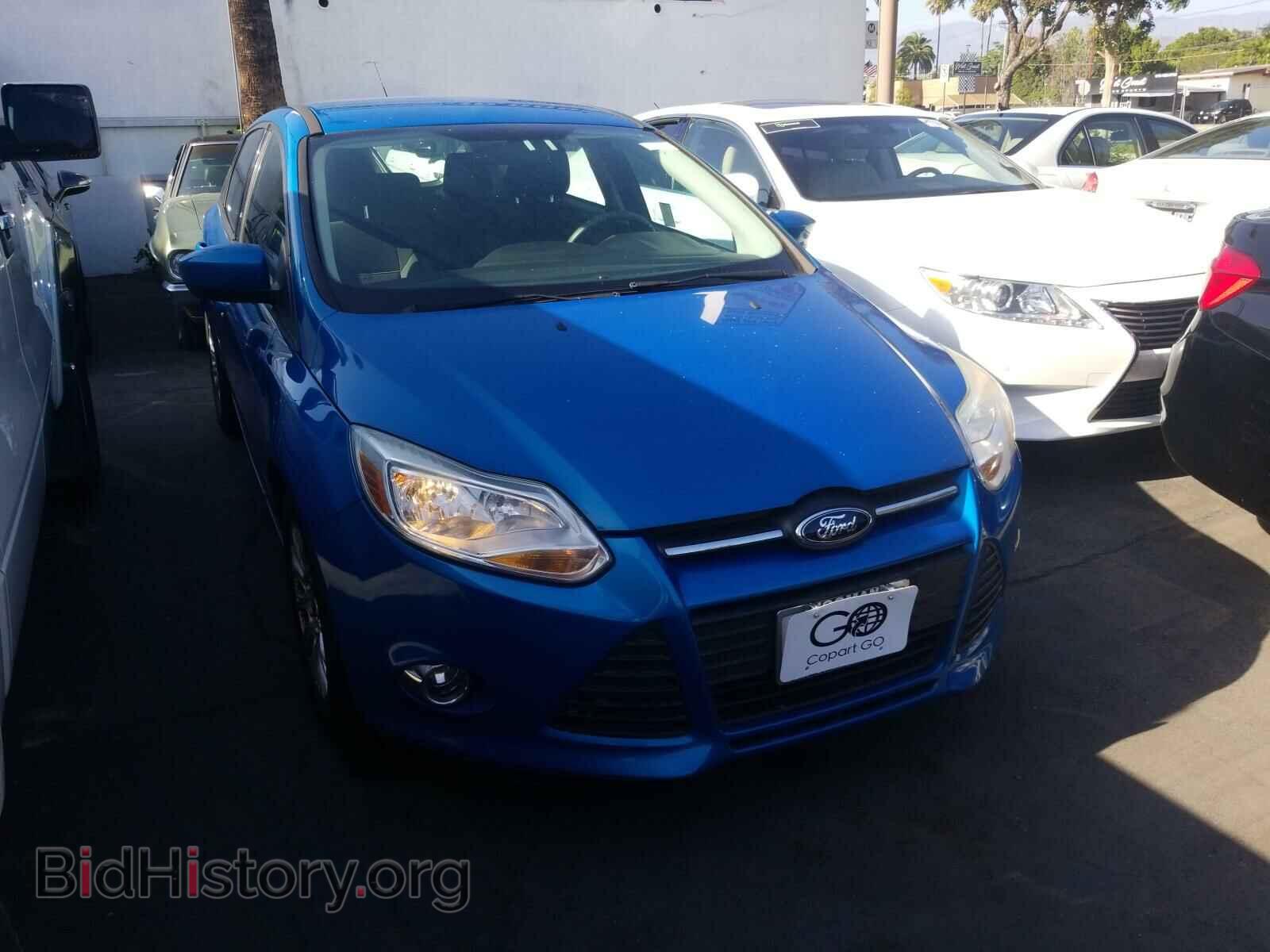 Photo 1FAHP3K28CL417082 - FORD FOCUS 2012