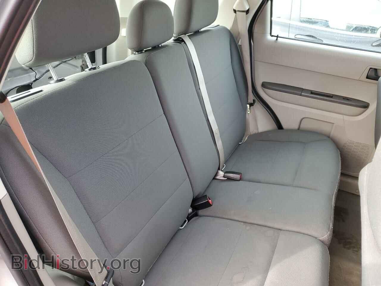 2010 FORD ESCAPE - VIN: 1FMCU0C75AKC76136 - Фото 11