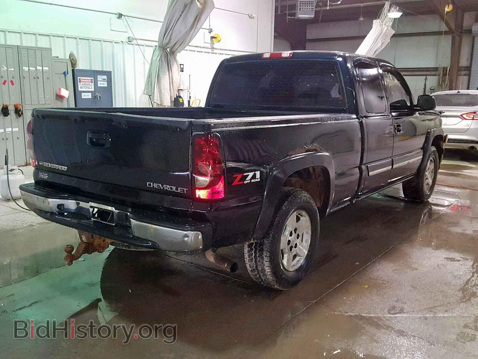 2005 CHEVROLET SILVERADO - VIN: 2GCEK19B451247057 - Фото 4