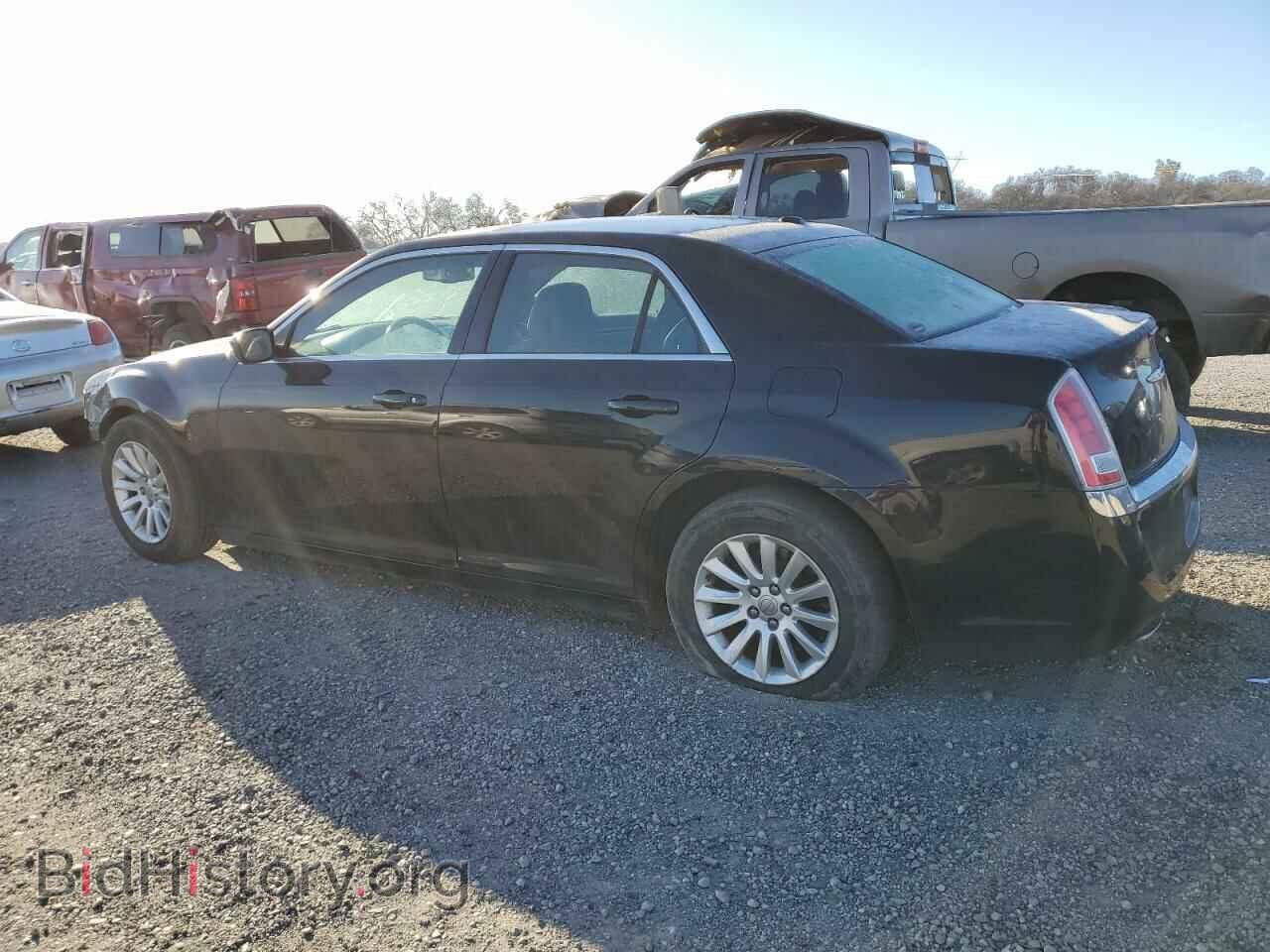 2013 CHRYSLER 300 - VIN: 2C3CCAAG9DH504302 - Фото 2