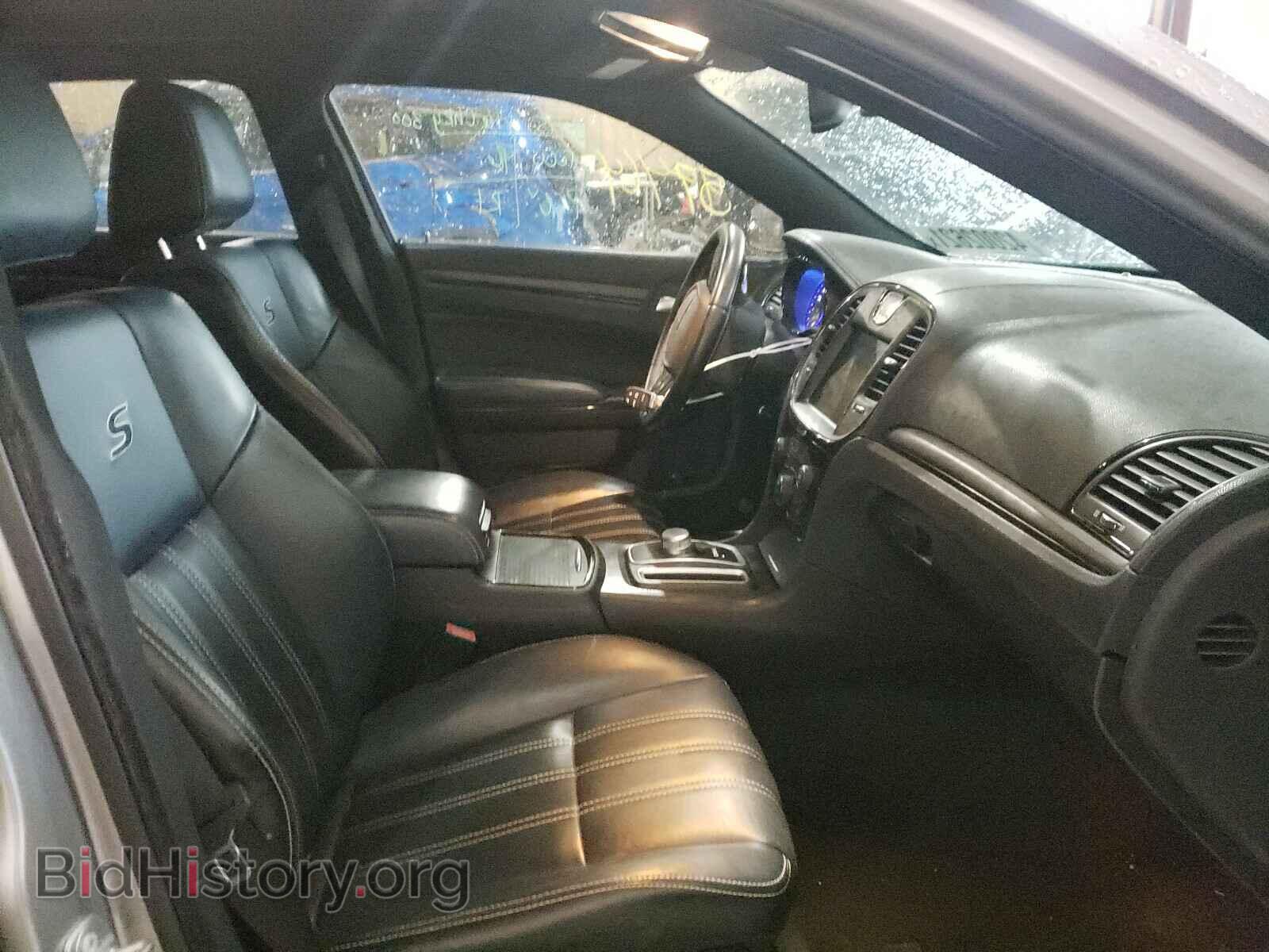 2016 CHRYSLER 300 - VIN: 2C3CCABGXGH307741 - Фото 5