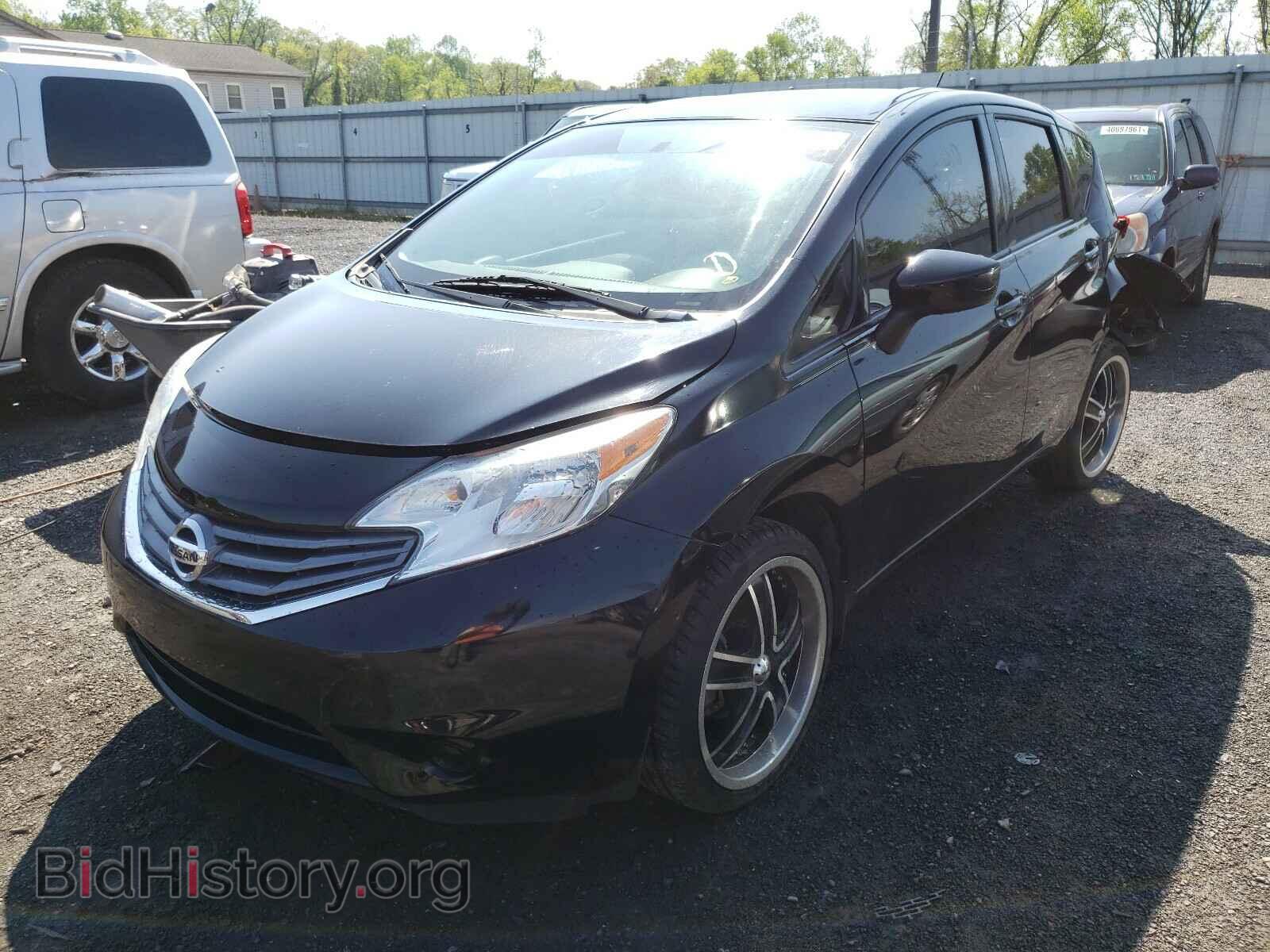 2015 NISSAN VERSA - VIN: 3N1CE2CP0FL437191 - Фото 2