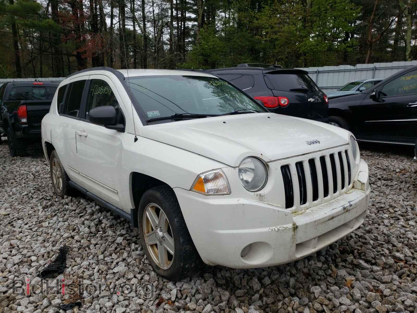 Photo 1J4NF4FB7AD557495 - JEEP COMPASS 2010