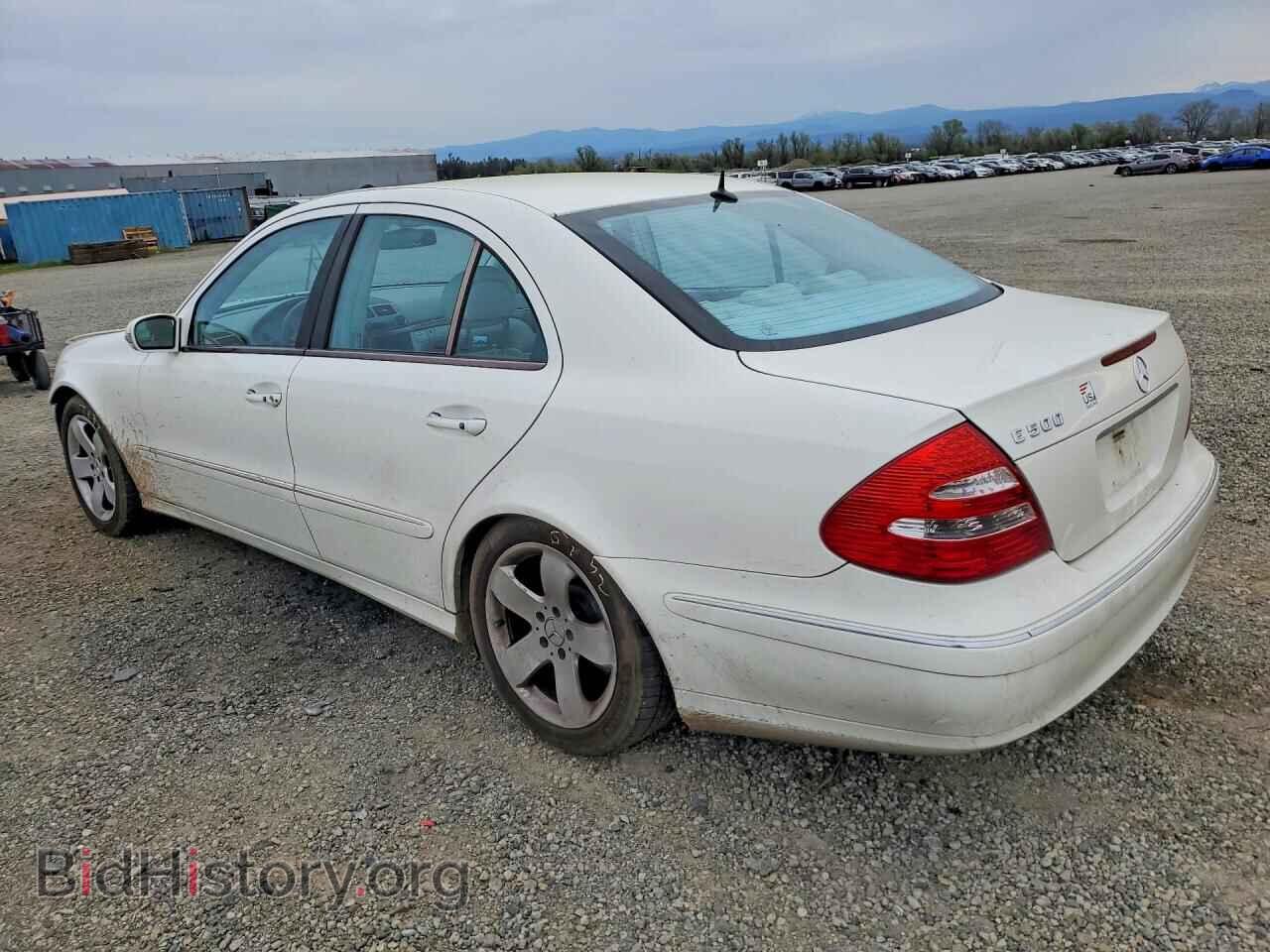 2005 MERCEDES-BENZ E-CLASS - VIN: WDBUF70J75A628073 - Photo 2