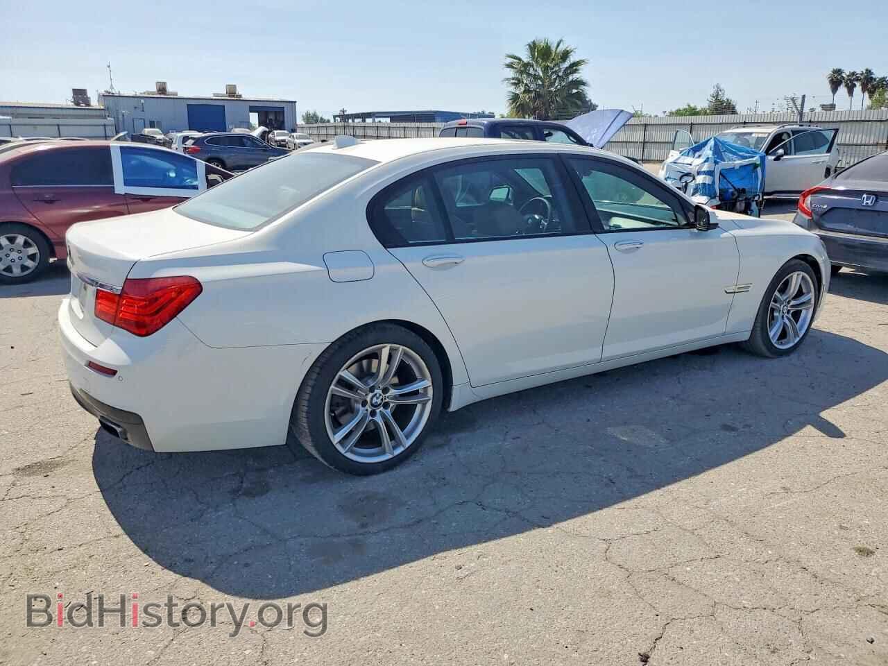 2011 BMW 7 SERIES - VIN: WBAKB4C56BC575297 - Фото 3