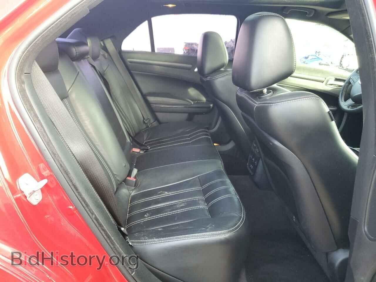 2016 CHRYSLER 300 - VIN: 2C3CCAGG7GH329429 - Фото 10