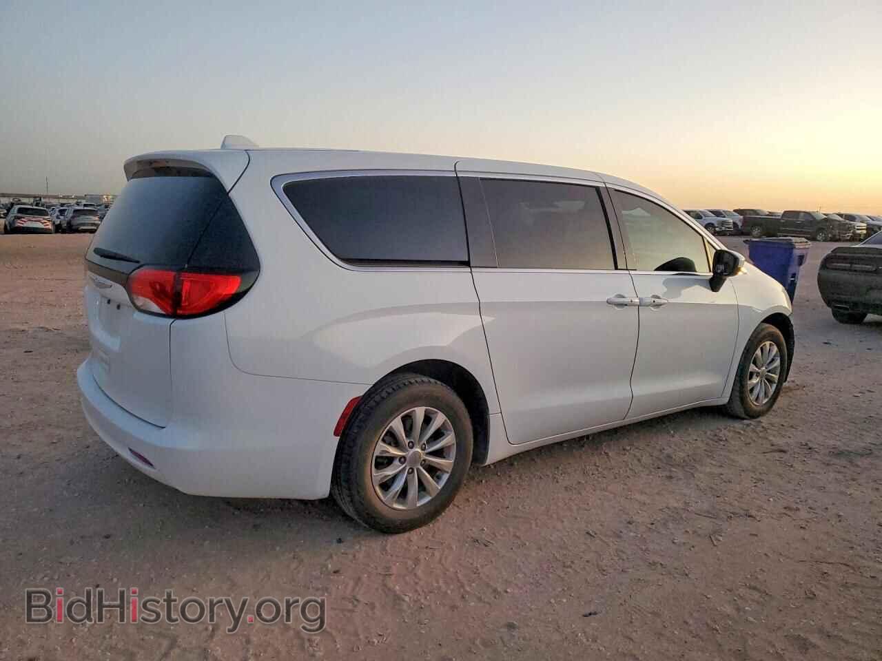 2017 CHRYSLER PACIFICA - VIN: 2C4RC1DG1HR667799 - Photo 3