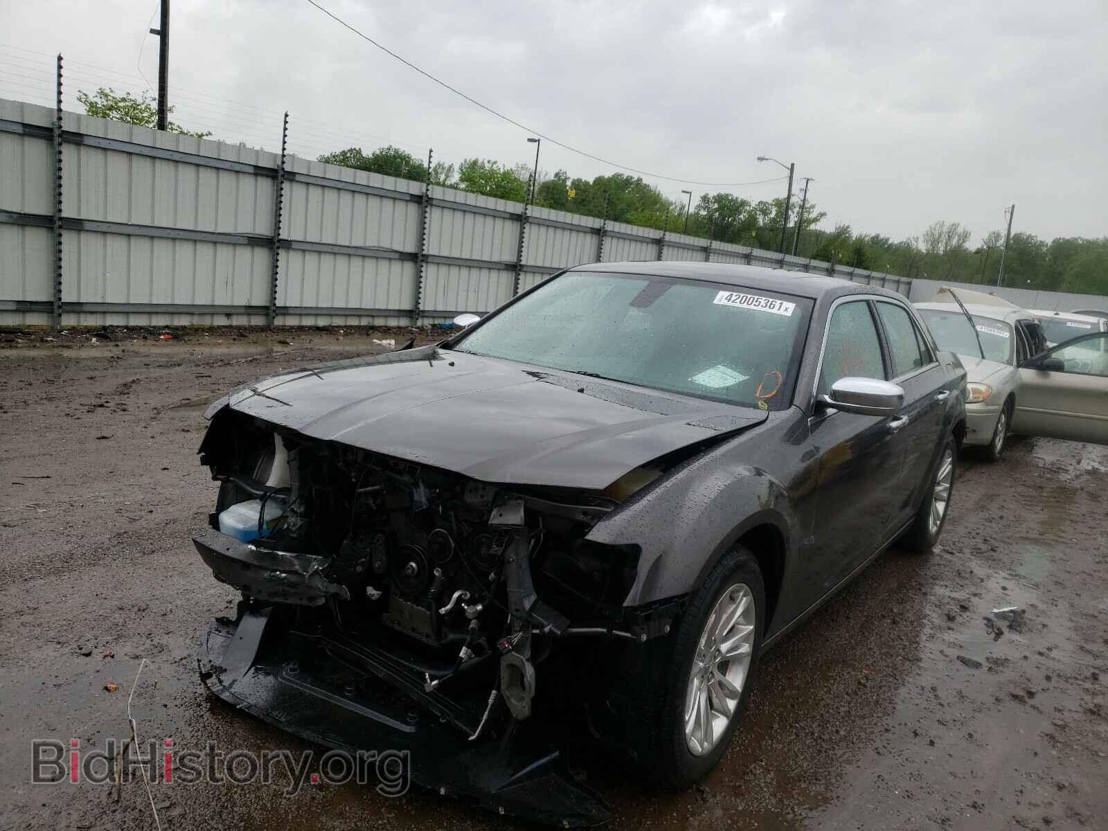 2016 CHRYSLER 300 - VIN: 2C3CCAEG9GH181724 - Фото 2