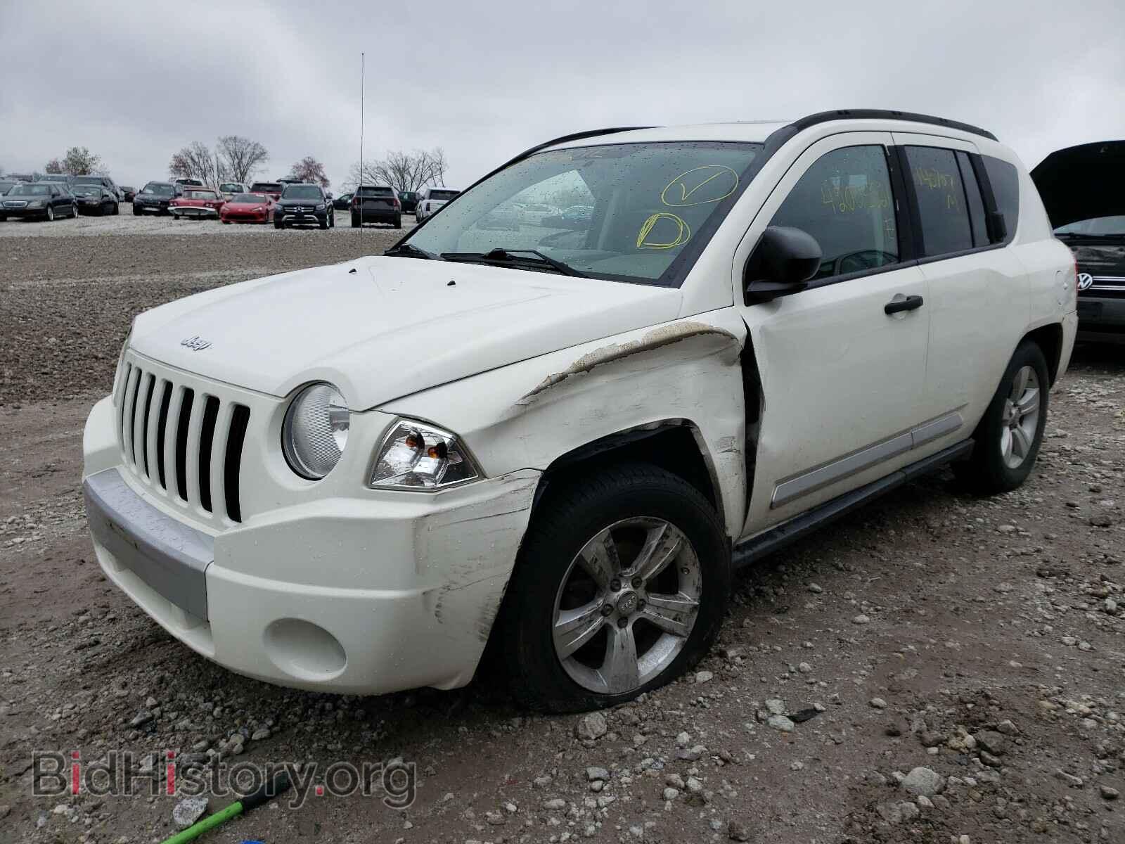 2007 JEEP COMPASS - VIN: 1J8FF57W87D194532 - Photo 2