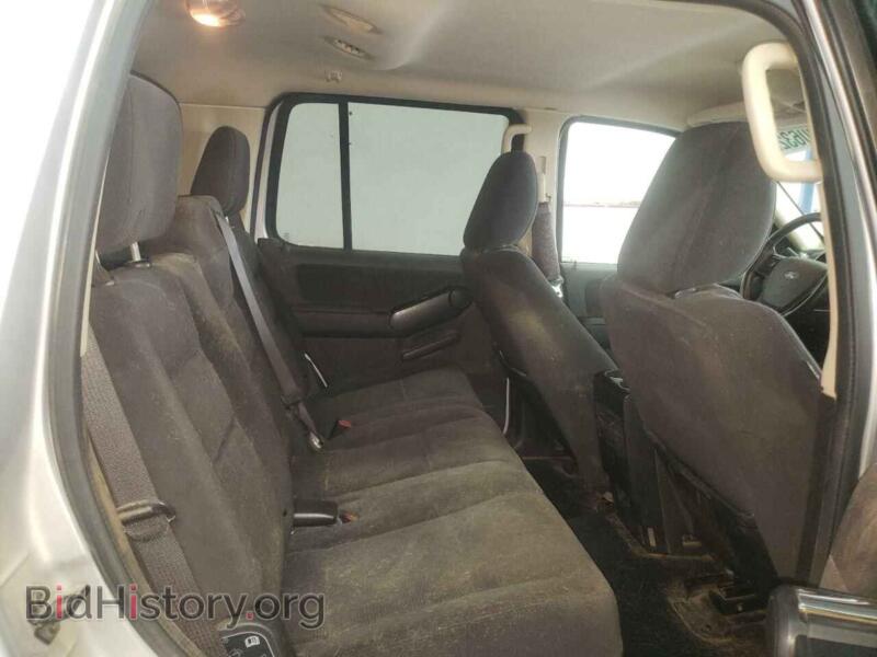 2010 Ford EXPLORER (VIN 1FMEU7DE8AUA49087) — photo 6 of 10