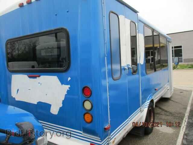 2010 FORD ECONOLINE - VIN: 1FDFE4FS8ADA86790 - Photo 3