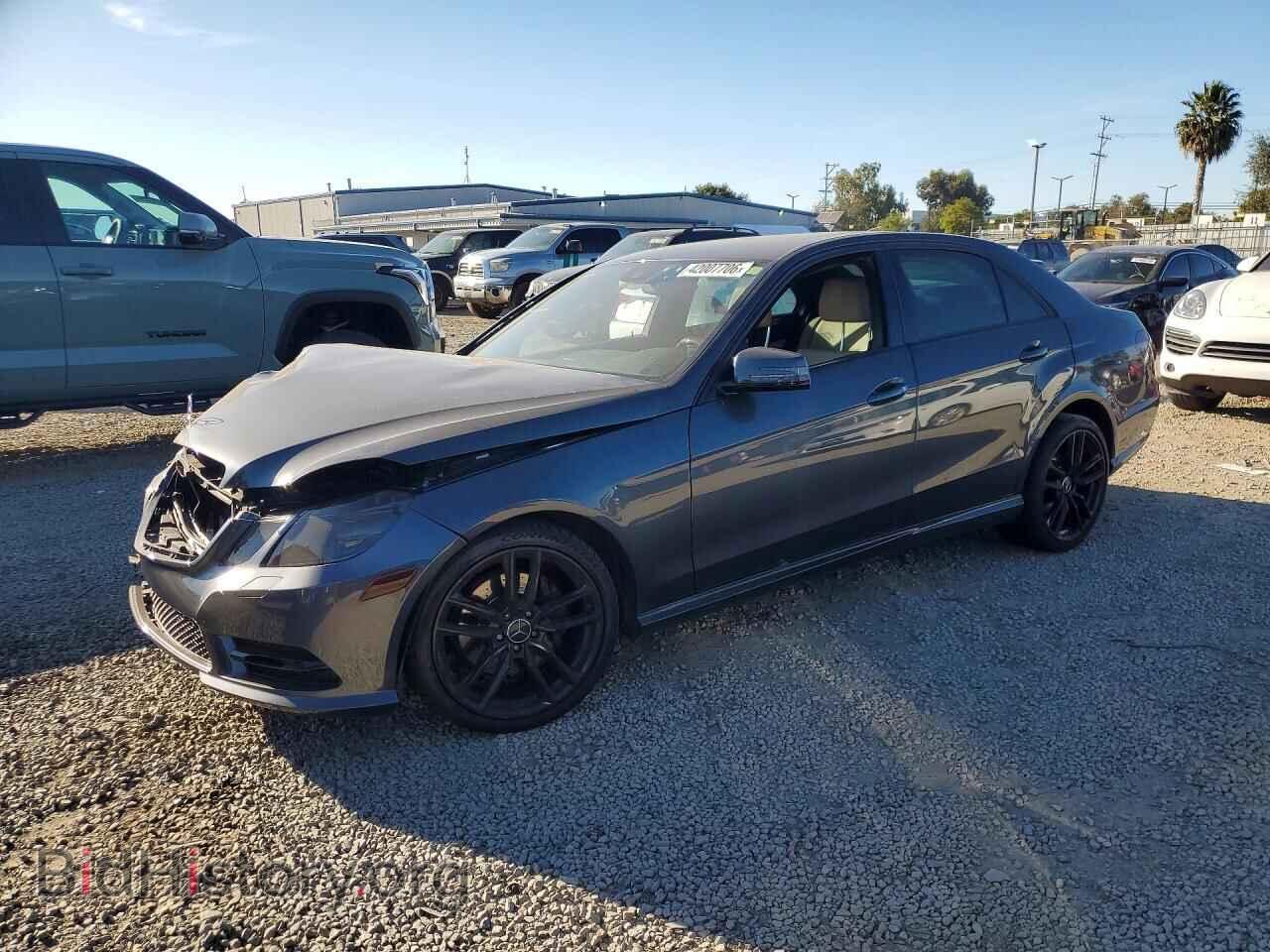 Photo WDDHF5KB6DA659400 - MERCEDES-BENZ E-CLASS 2013