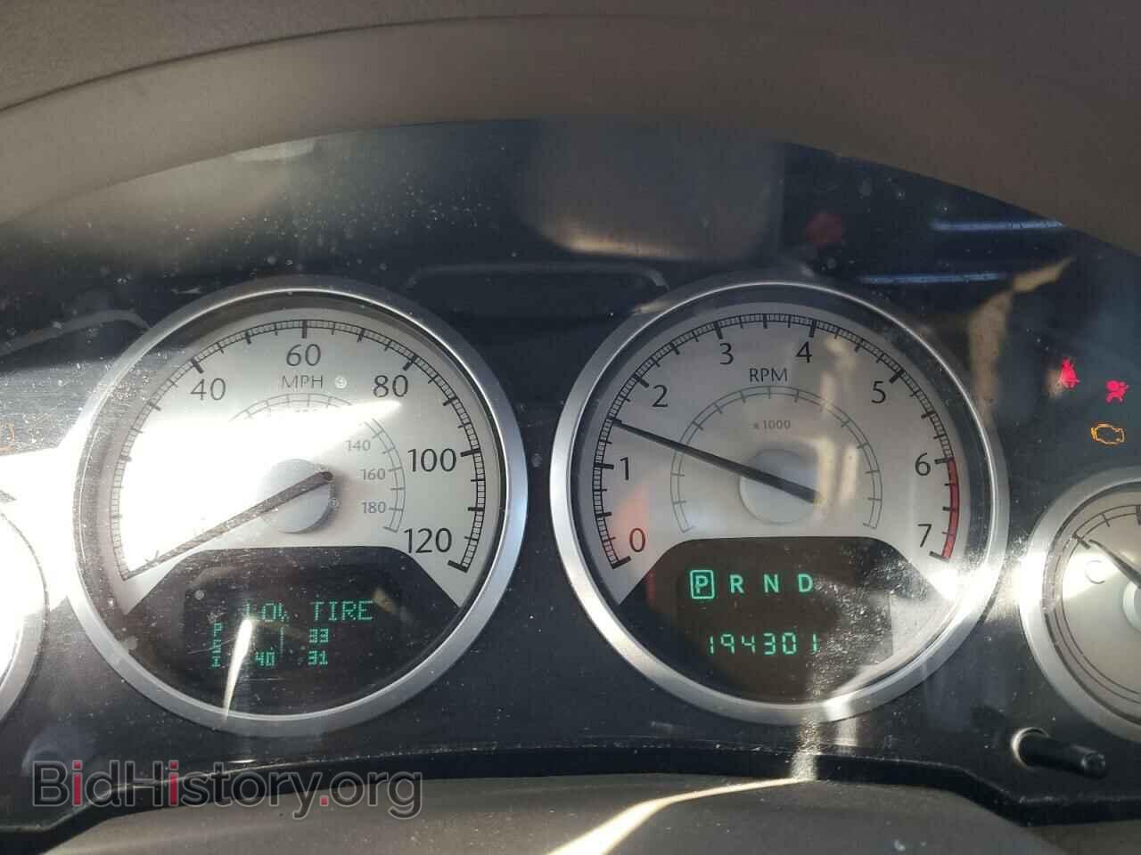 2009 CHRYSLER MINIVAN - VIN: 2A8HR64X99R602202 - Фото 9