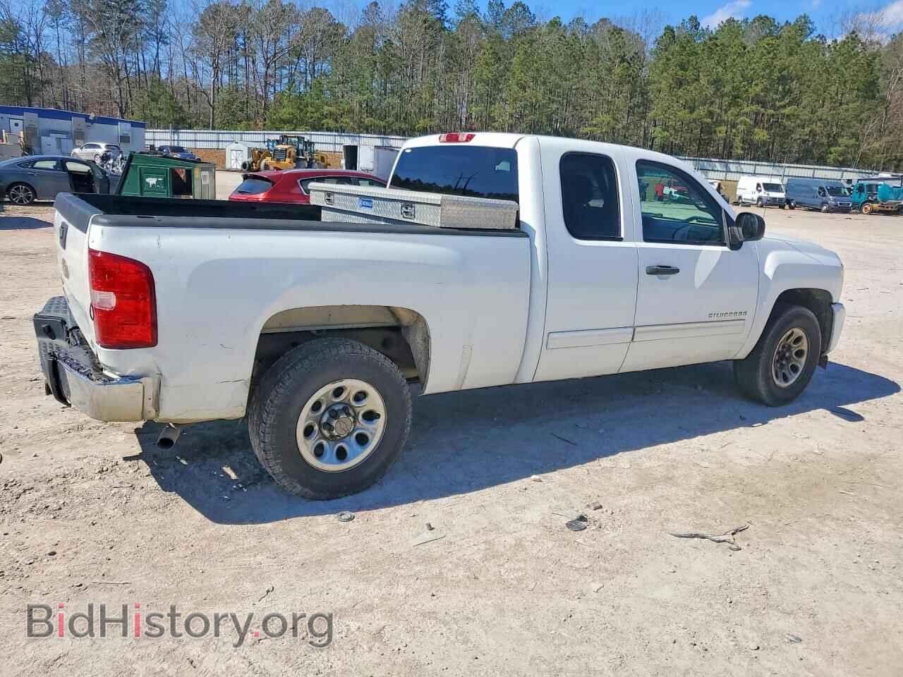 2011 CHEVROLET SILVERADO - VIN: 1GCRCREA7BZ285010 - Фото 3