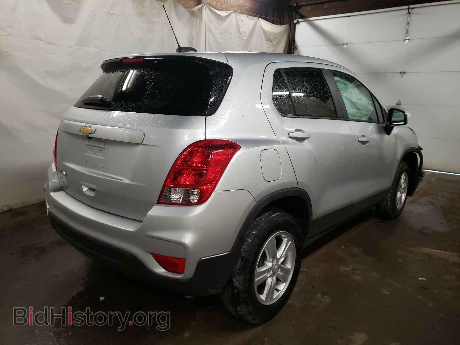 2019 CHEVROLET TRAX - VIN: 3GNCJNSB3KL220994 - Фото 4