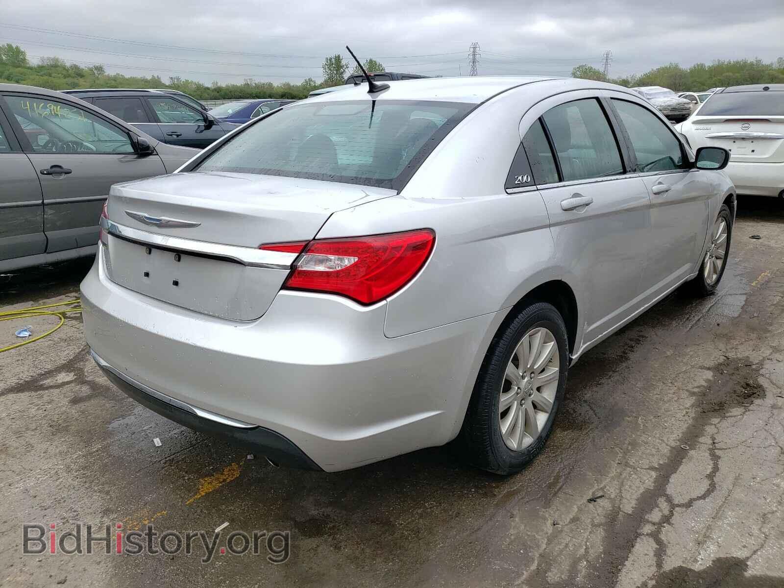 2012 CHRYSLER 200 - VIN: 1C3CCBBG5CN174023 - Фото 4