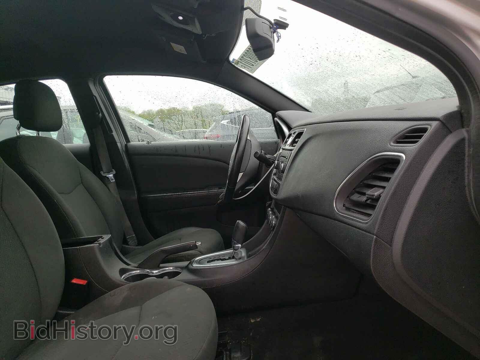 2012 CHRYSLER 200 - VIN: 1C3CCBBG5CN174023 - Фото 5