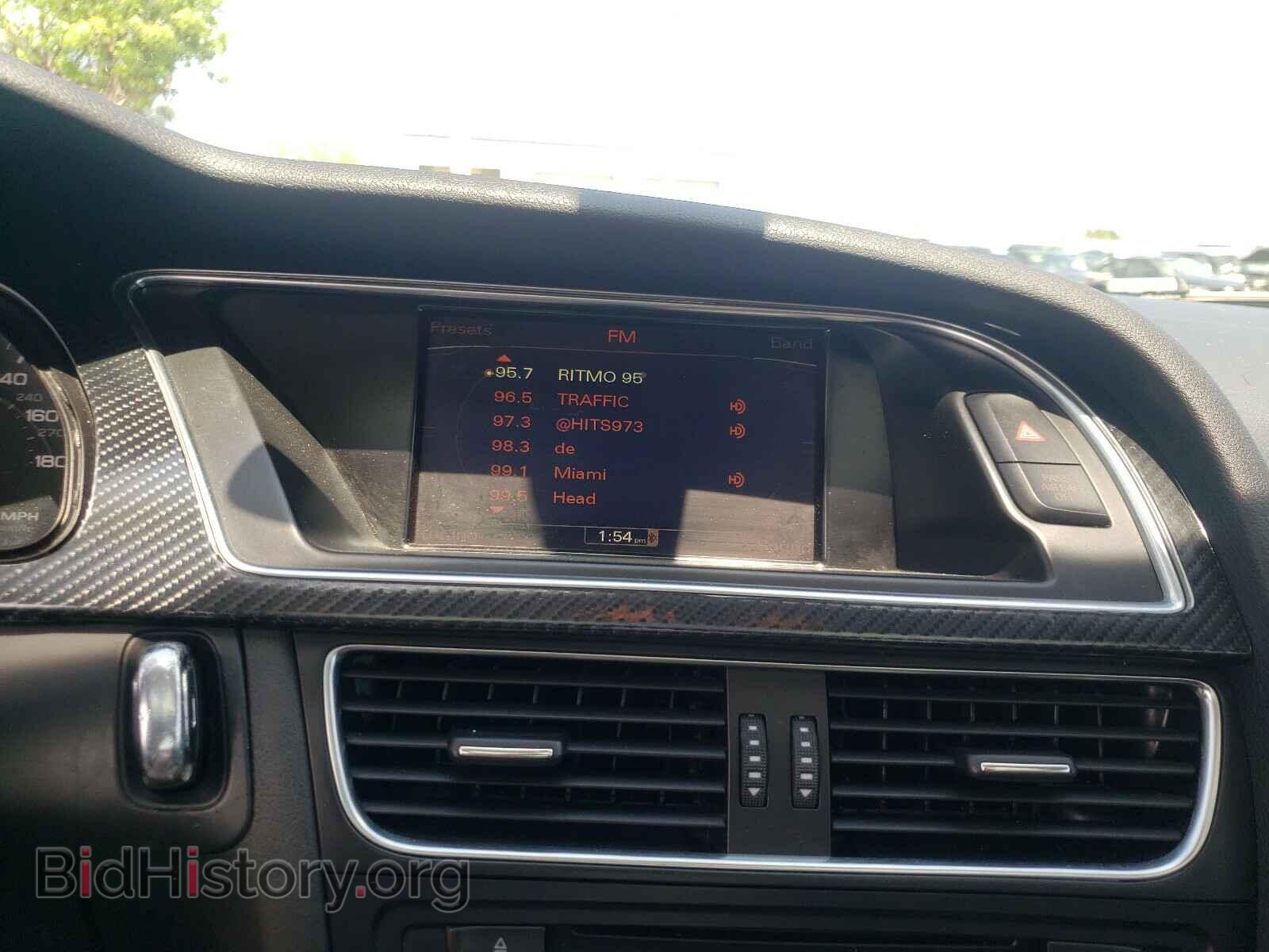 2011 AUDI A5 - VIN: WAURFAFRXBA084873 - Фото 9
