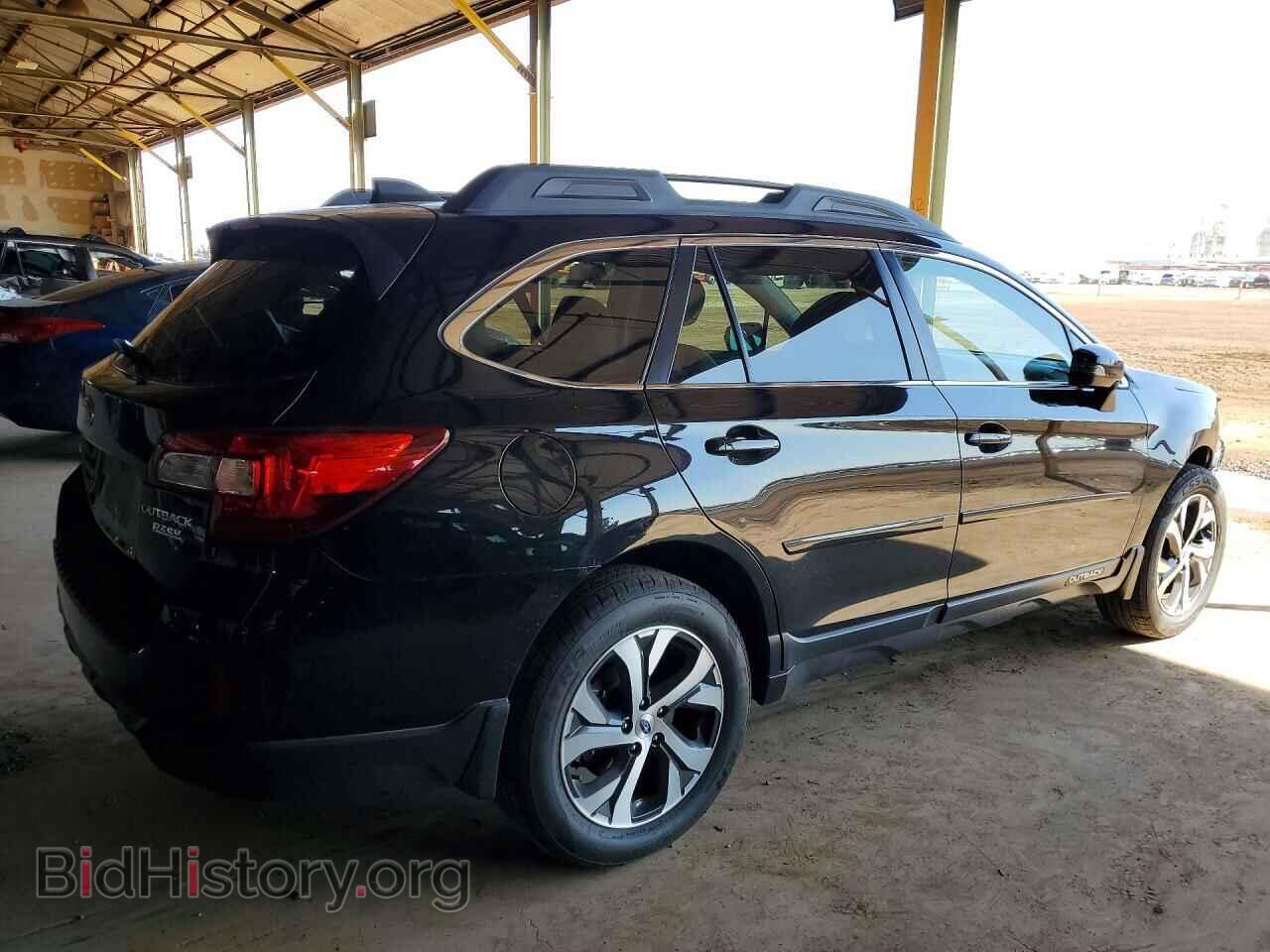 2017 SUBARU OUTBACK - VIN: 4S4BSANCXH3386833 - Фото 3
