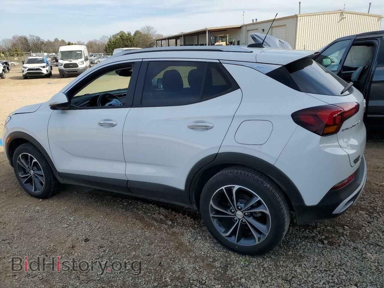 2022 BUICK ENCORE - VIN: KL4MMDS2XNB093904 - Фото 2