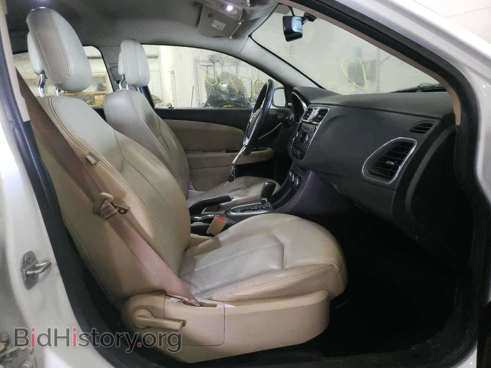 2013 CHRYSLER 200 - VIN: 1C3CCBCG5DN724255 - Photo 5
