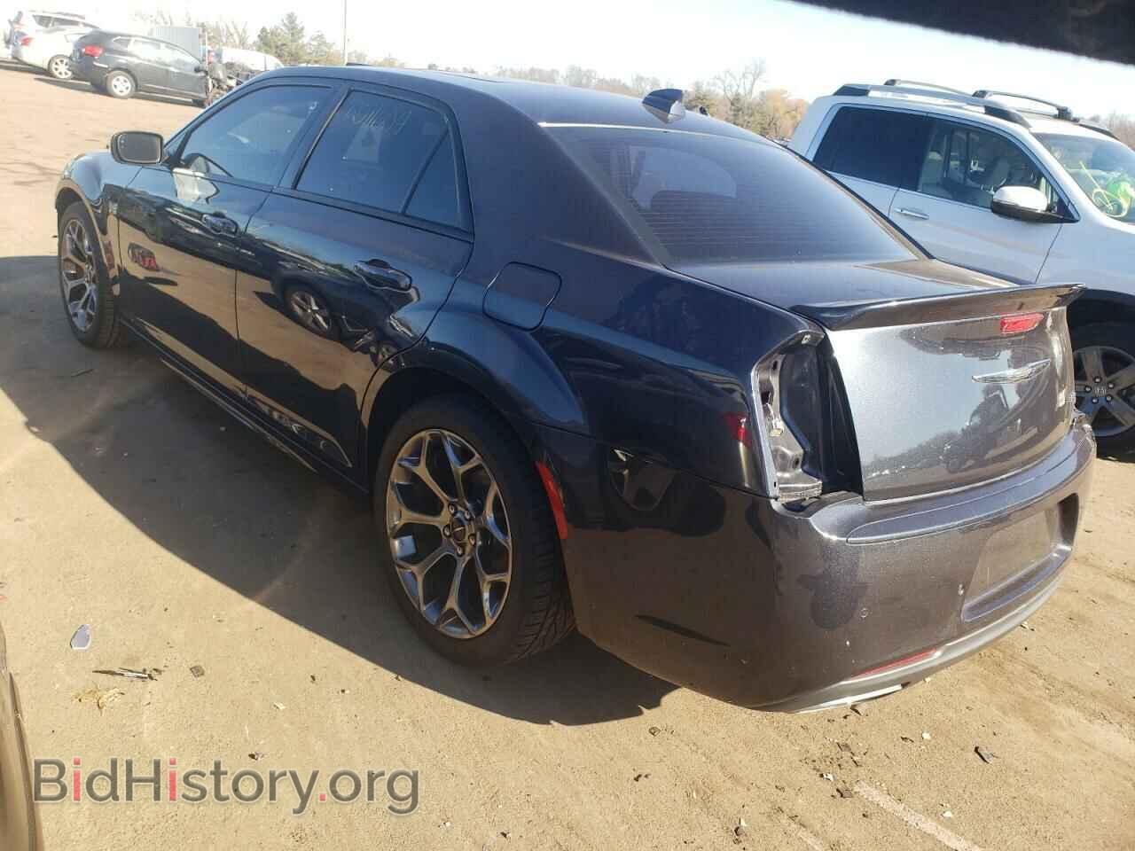 2018 CHRYSLER 300 - VIN: 2C3CCABG3JH266988 - Фото 2