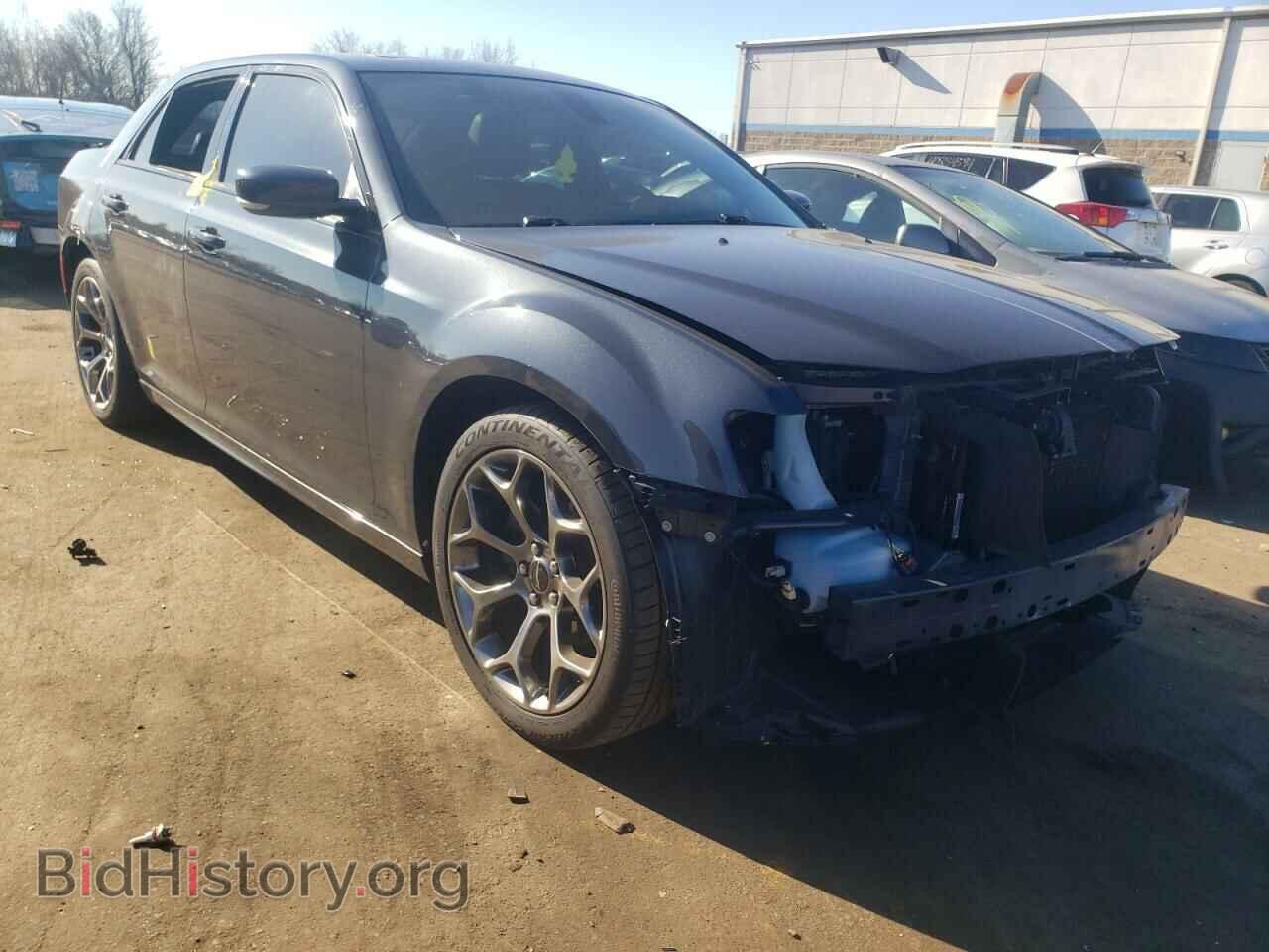 2018 CHRYSLER 300 - VIN: 2C3CCABG3JH266988 - Фото 4