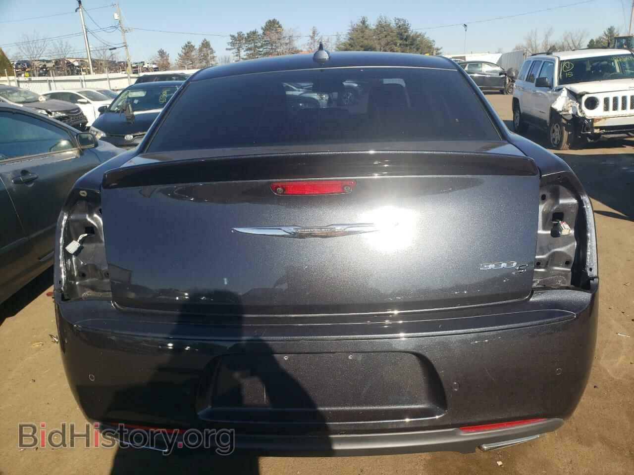 2018 CHRYSLER 300 - VIN: 2C3CCABG3JH266988 - Фото 6