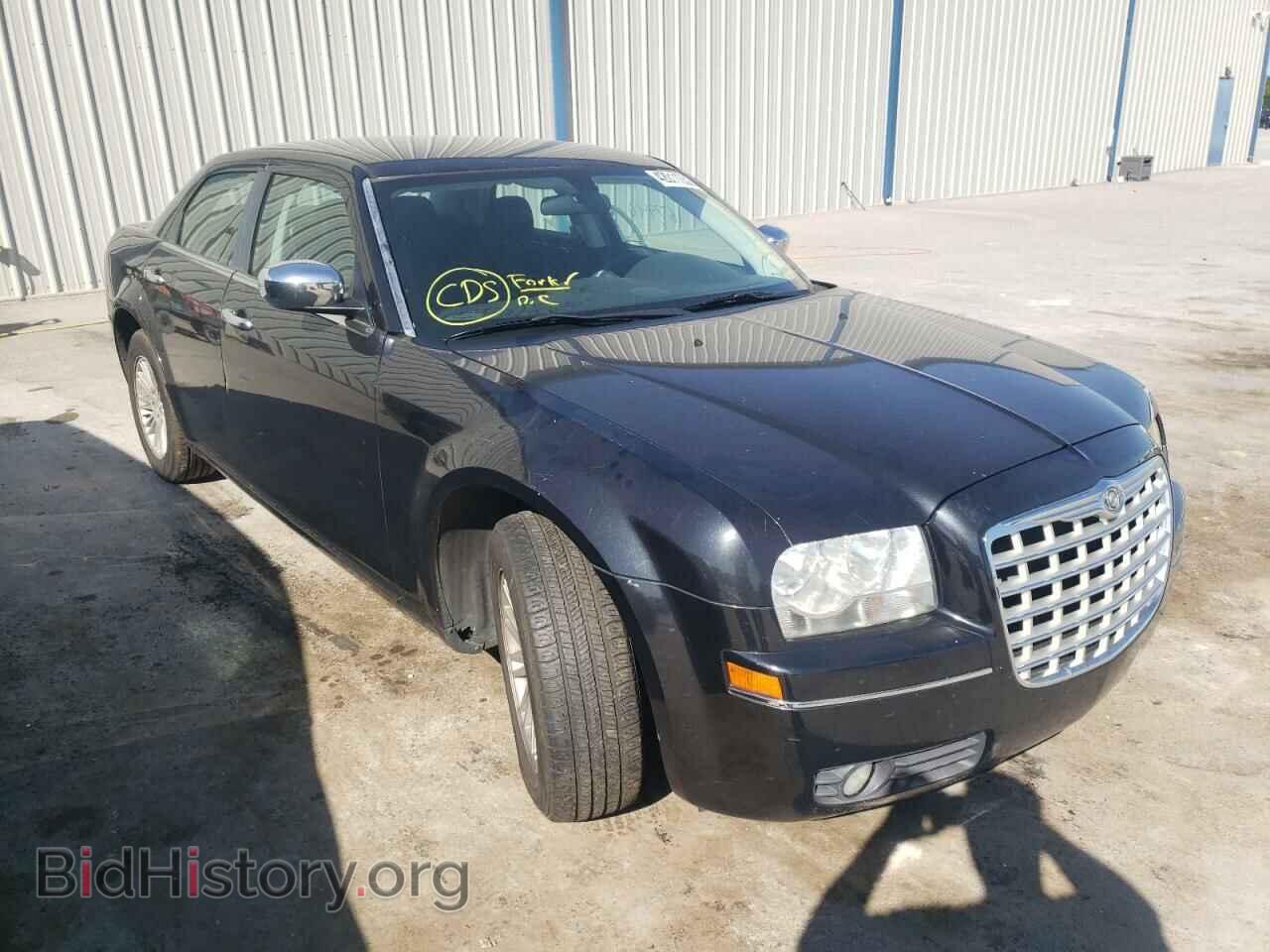 Photo 2C3CA4CD6AH105126 - CHRYSLER 300 2010