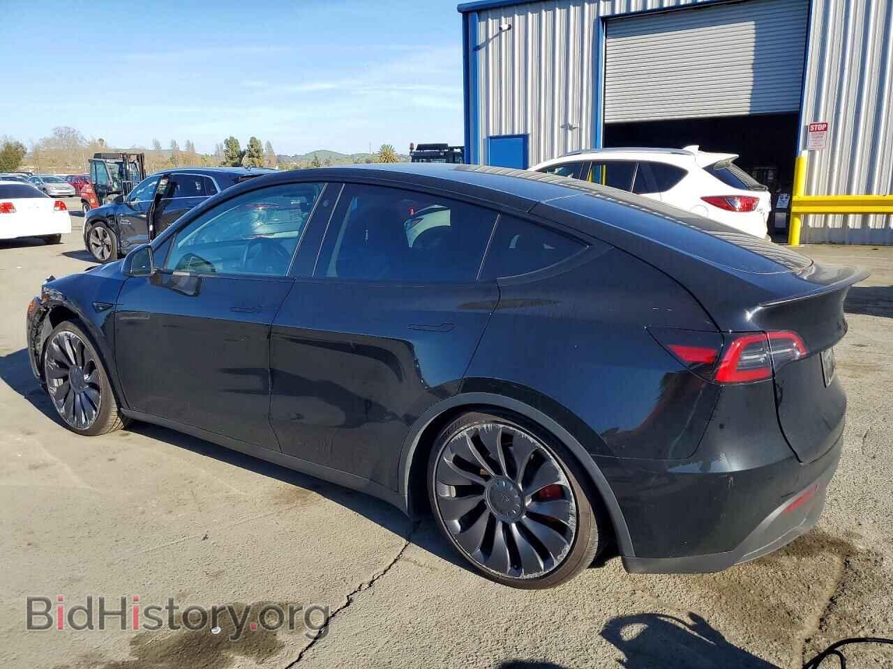 2023 TESLA MODEL Y - VIN: 7SAYGDEF7PF712412 - Photo 2