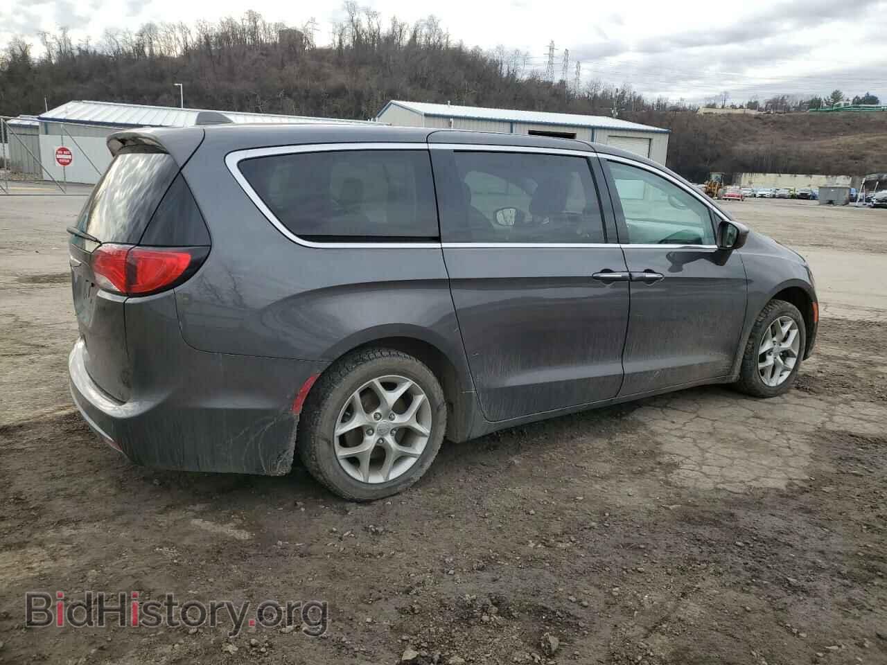2019 CHRYSLER PACIFICA - VIN: 2C4RC1FG9KR686833 - Фото 3