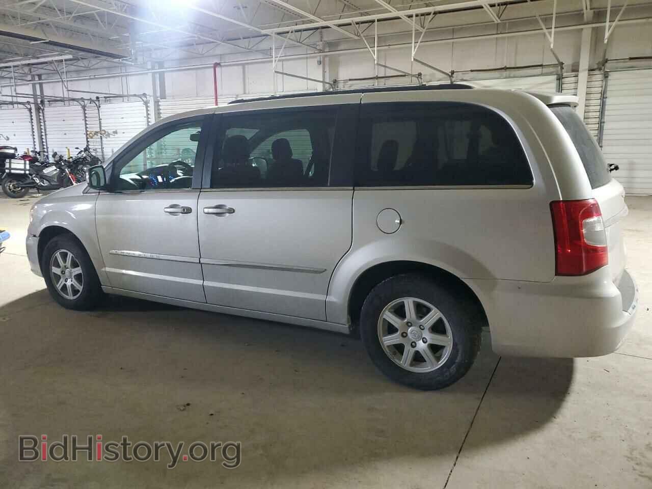 2011 CHRYSLER MINIVAN - VIN: 2A4RR8DG8BR744662 - Фото 2