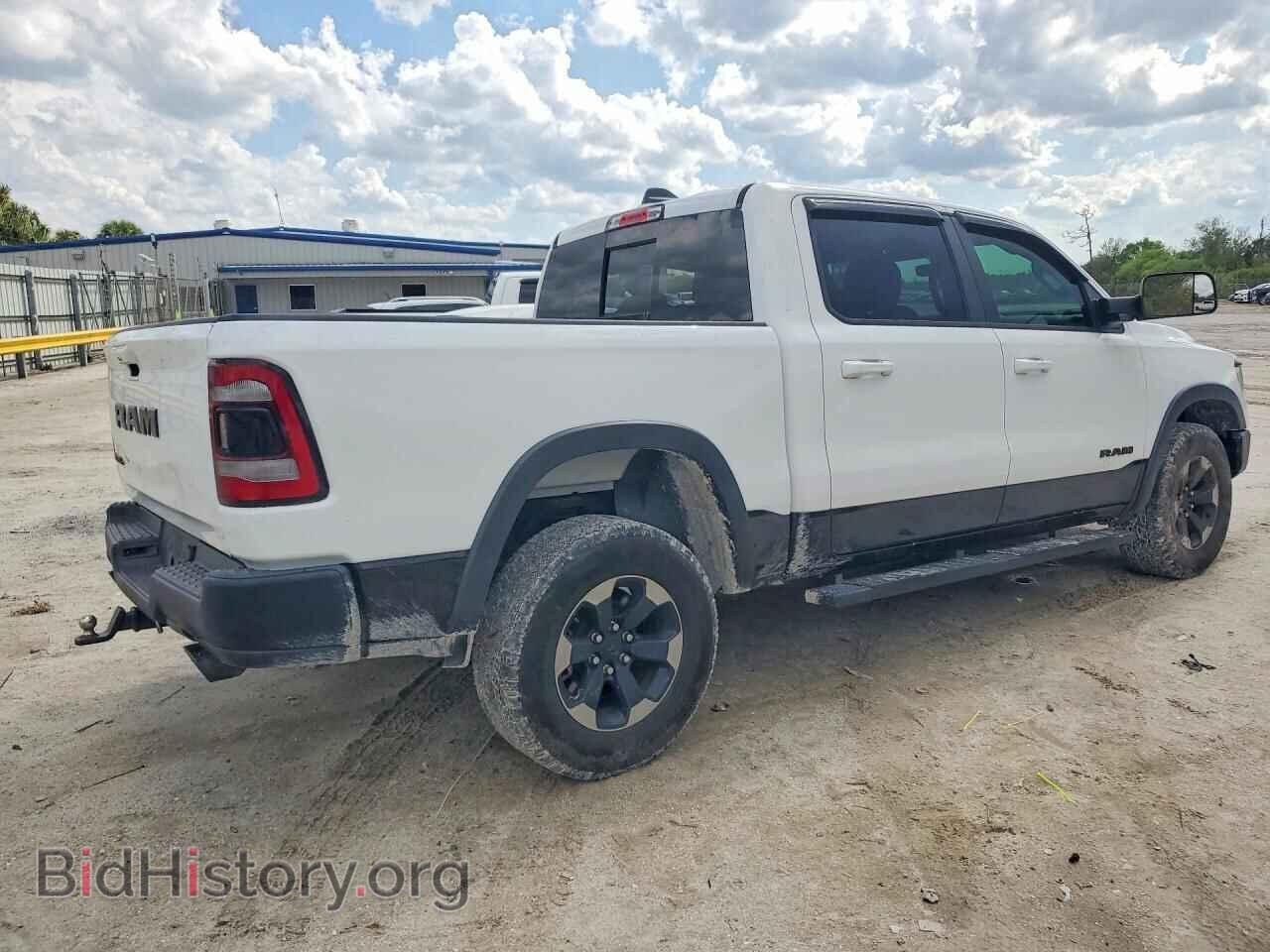 2020 RAM 1500 - VIN: 1C6RRELT5LN303516 - Фото 3
