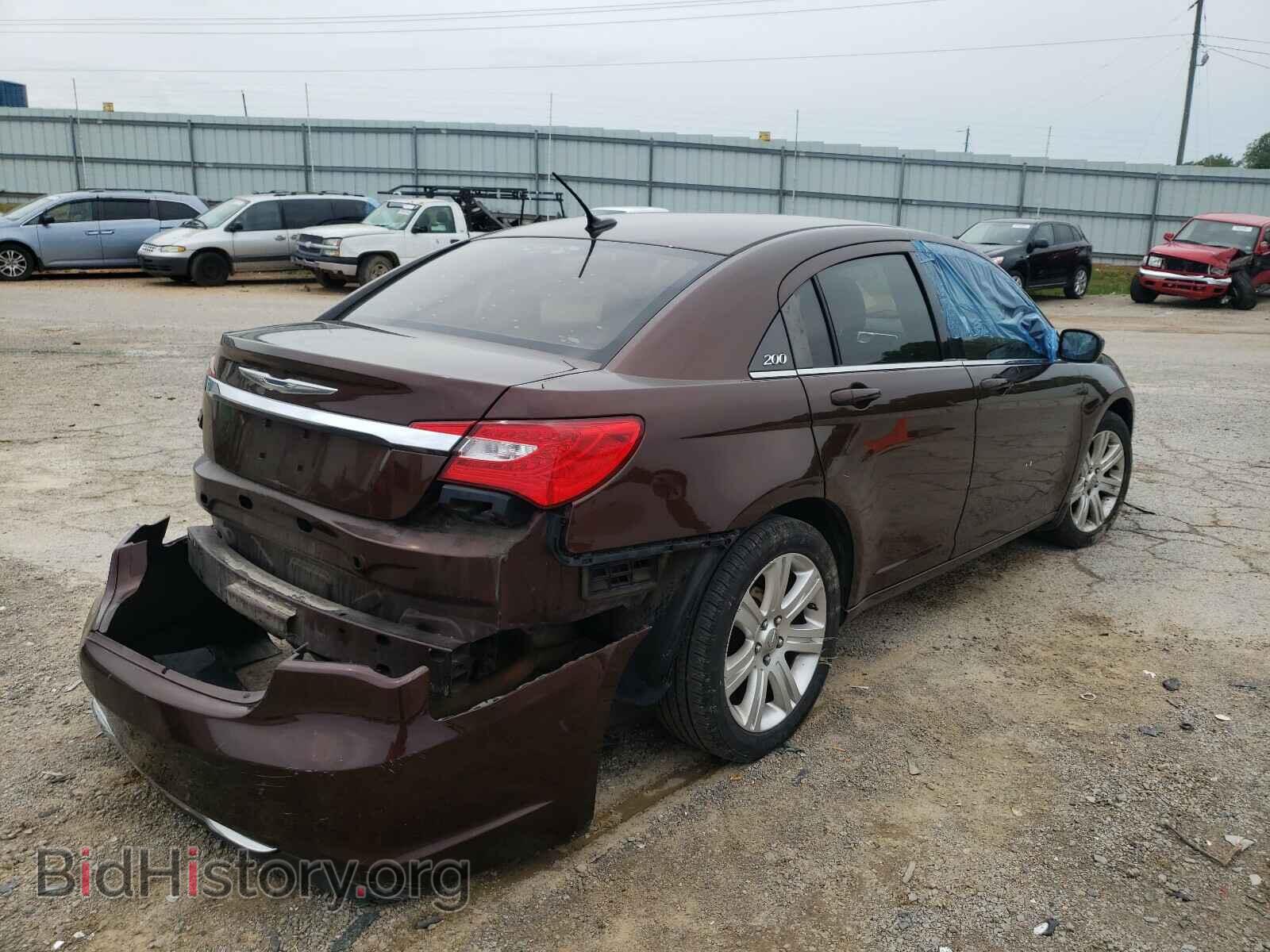 2013 CHRYSLER 200 - VIN: 1C3CCBAB9DN669669 - Photo 4