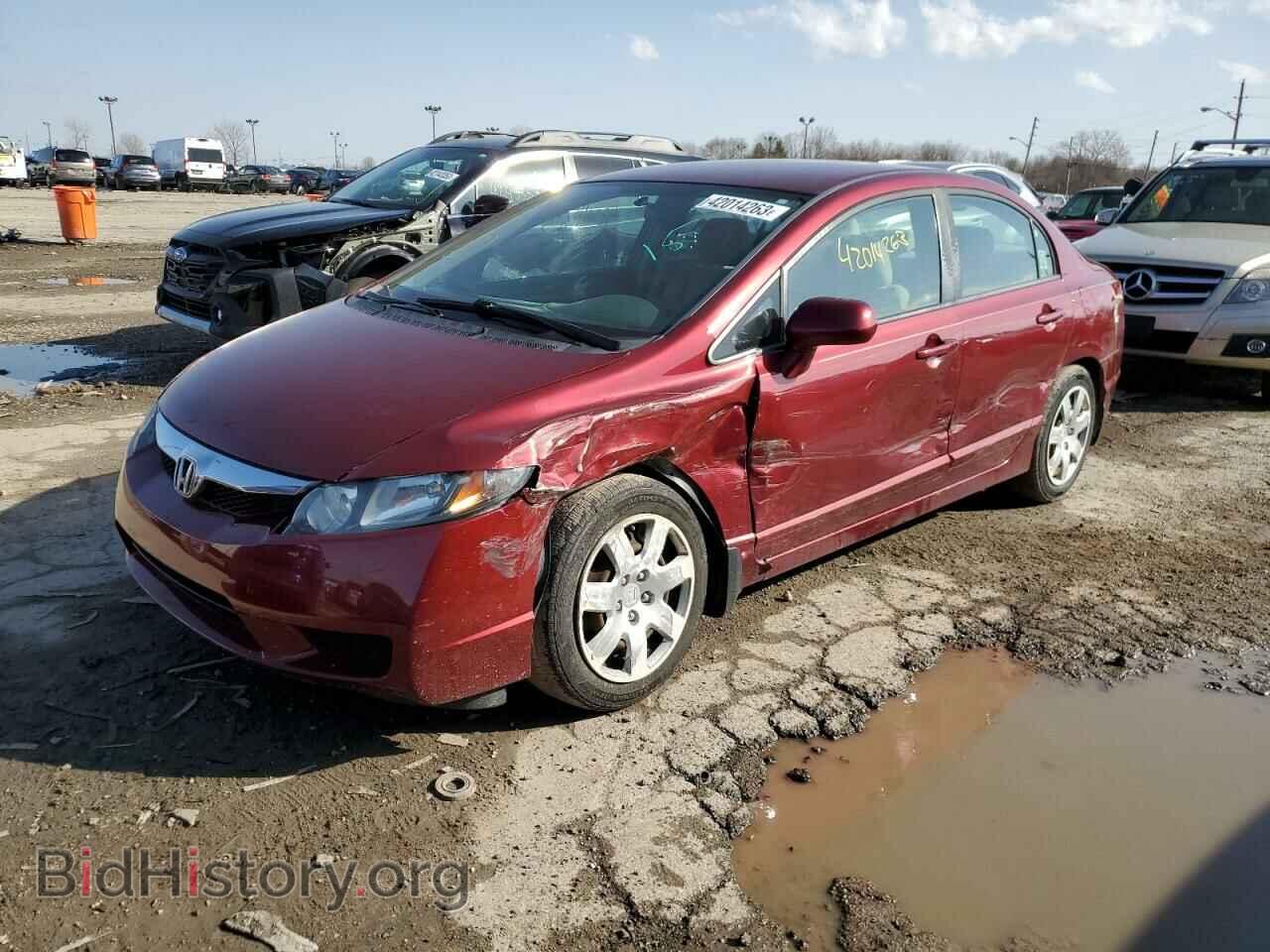 Photo 19XFA1F52BE031874 - HONDA CIVIC 2011