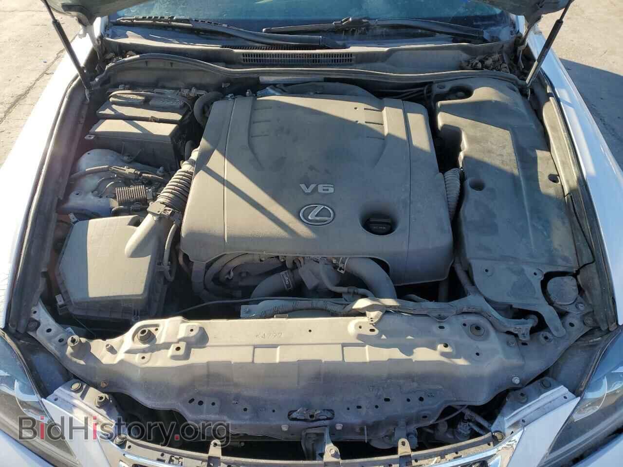2011 LEXUS IS - VIN: JTHBF5C21B5144016 - Photo 11