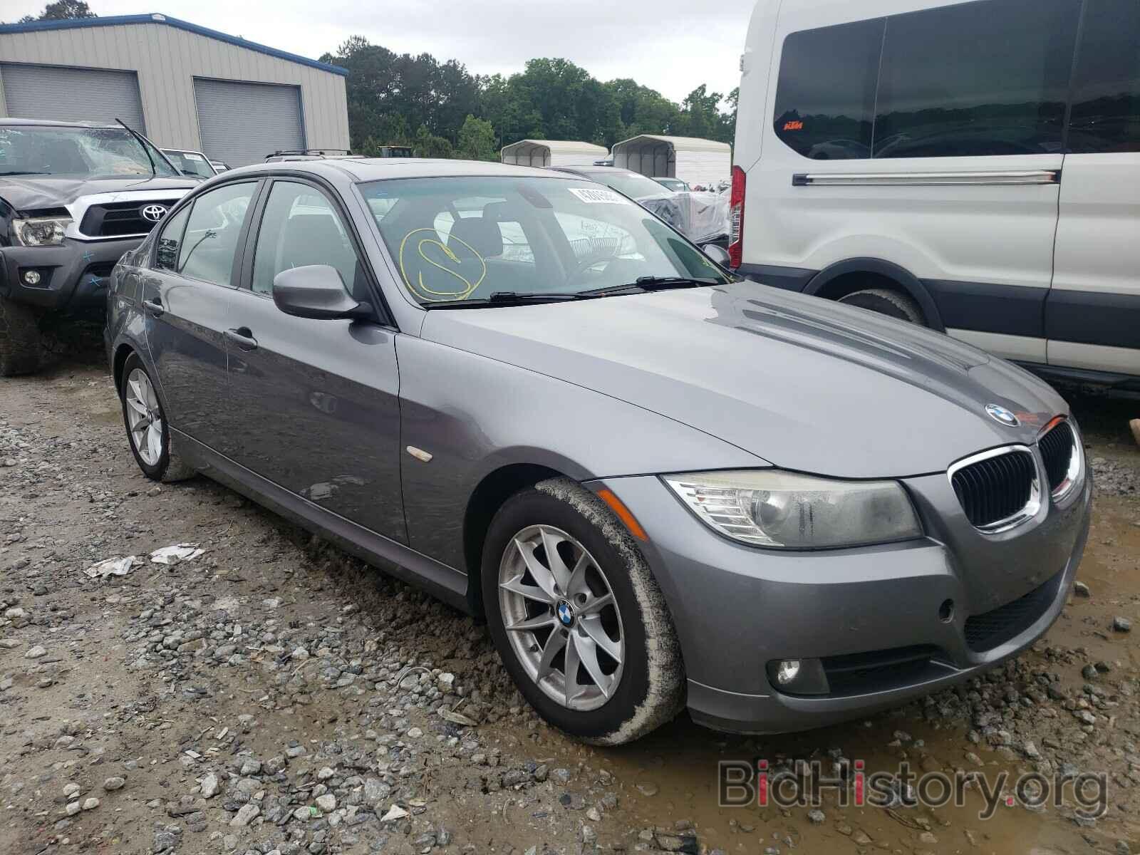 Photo WBAPH7C59AA800215 - BMW 3 SERIES 2010