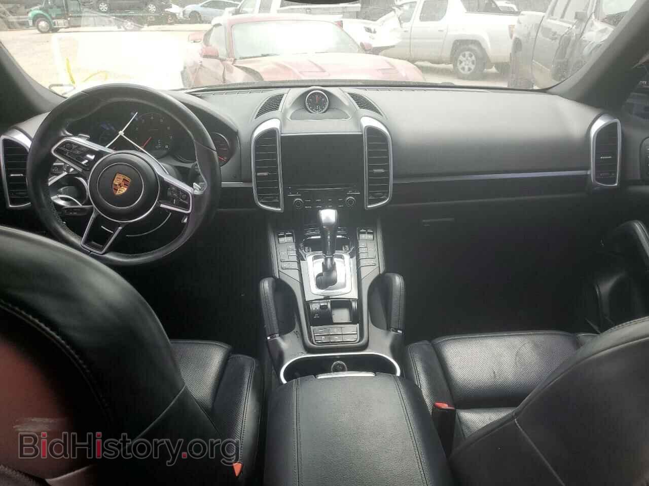 2017 PORSCHE CAYENNE - VIN: WP1AA2A20HKA80475 - Фото 8