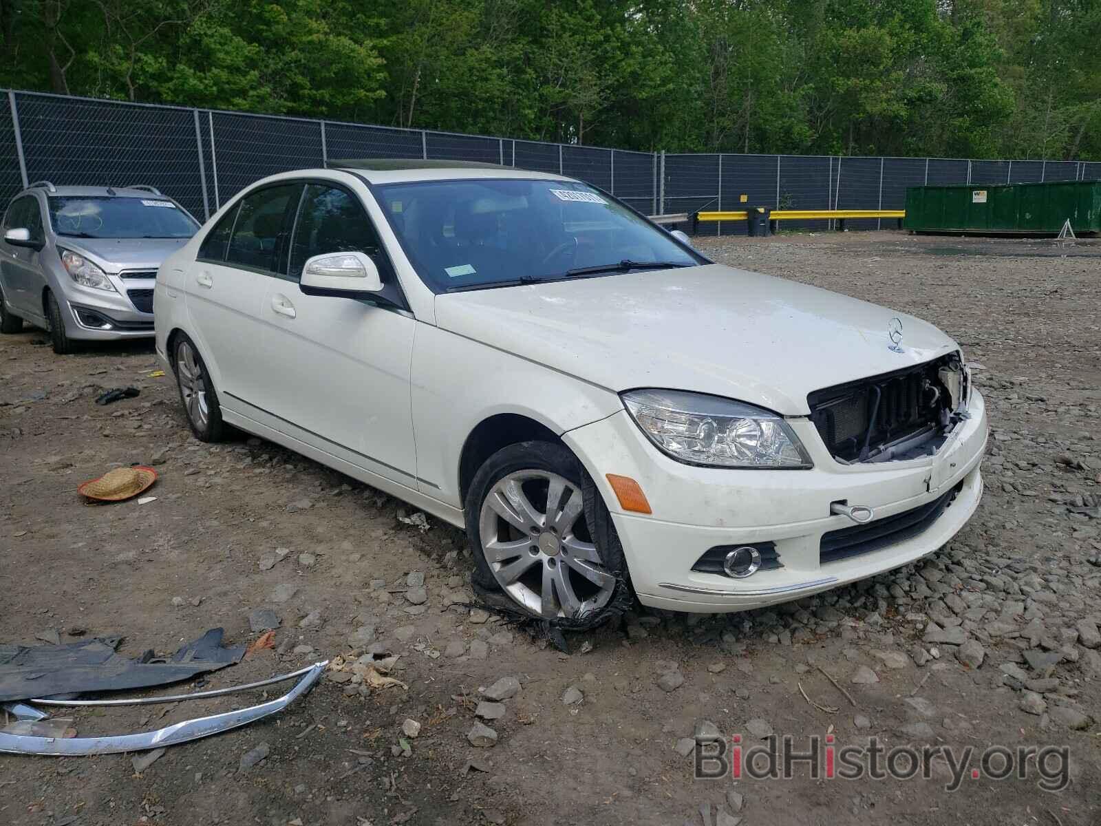 Photo WDDGF81X99R042351 - MERCEDES-BENZ C CLASS 2009