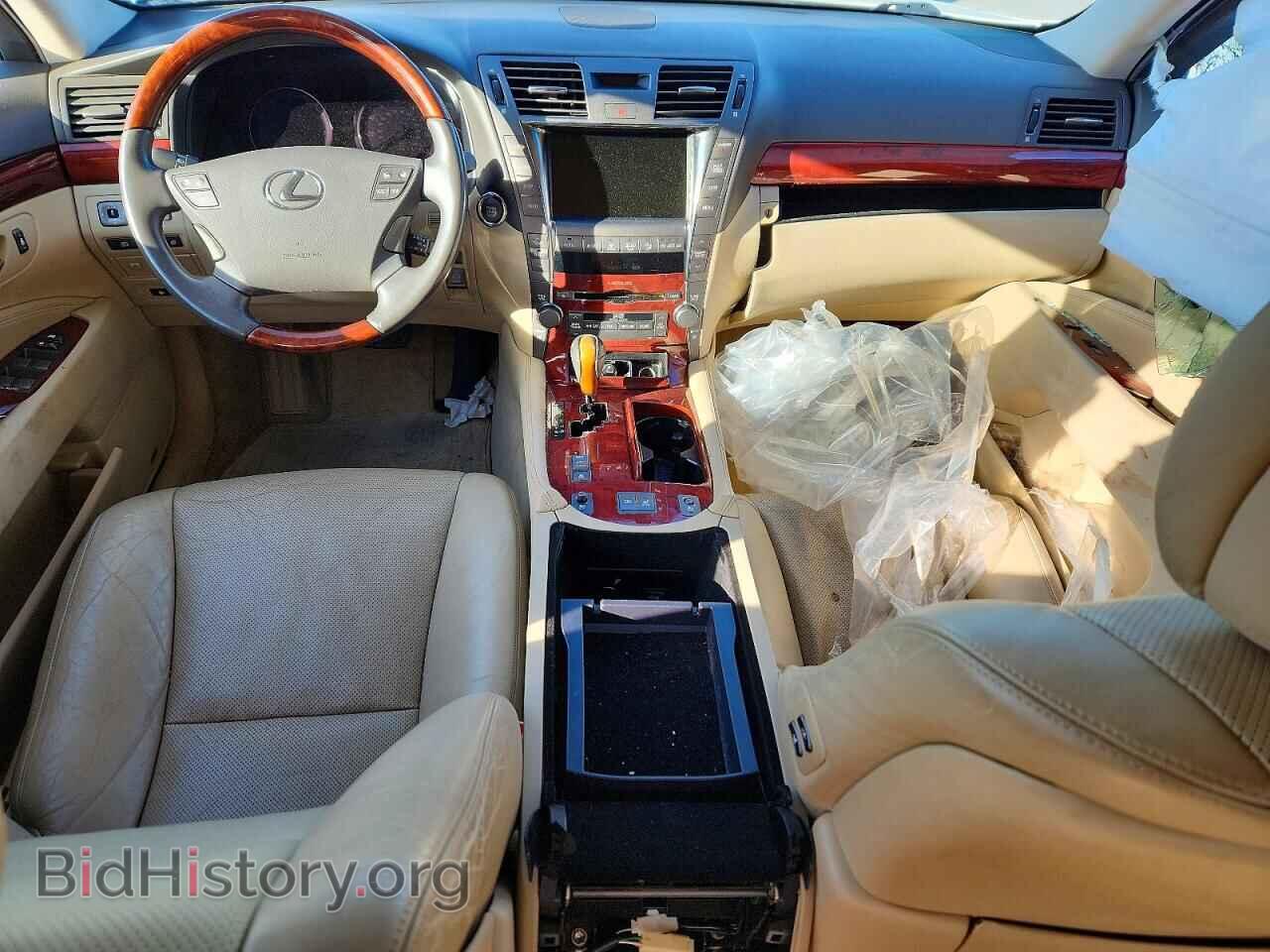 2008 LEXUS LS500 - VIN: JTHBL46F185077573 - Photo 8