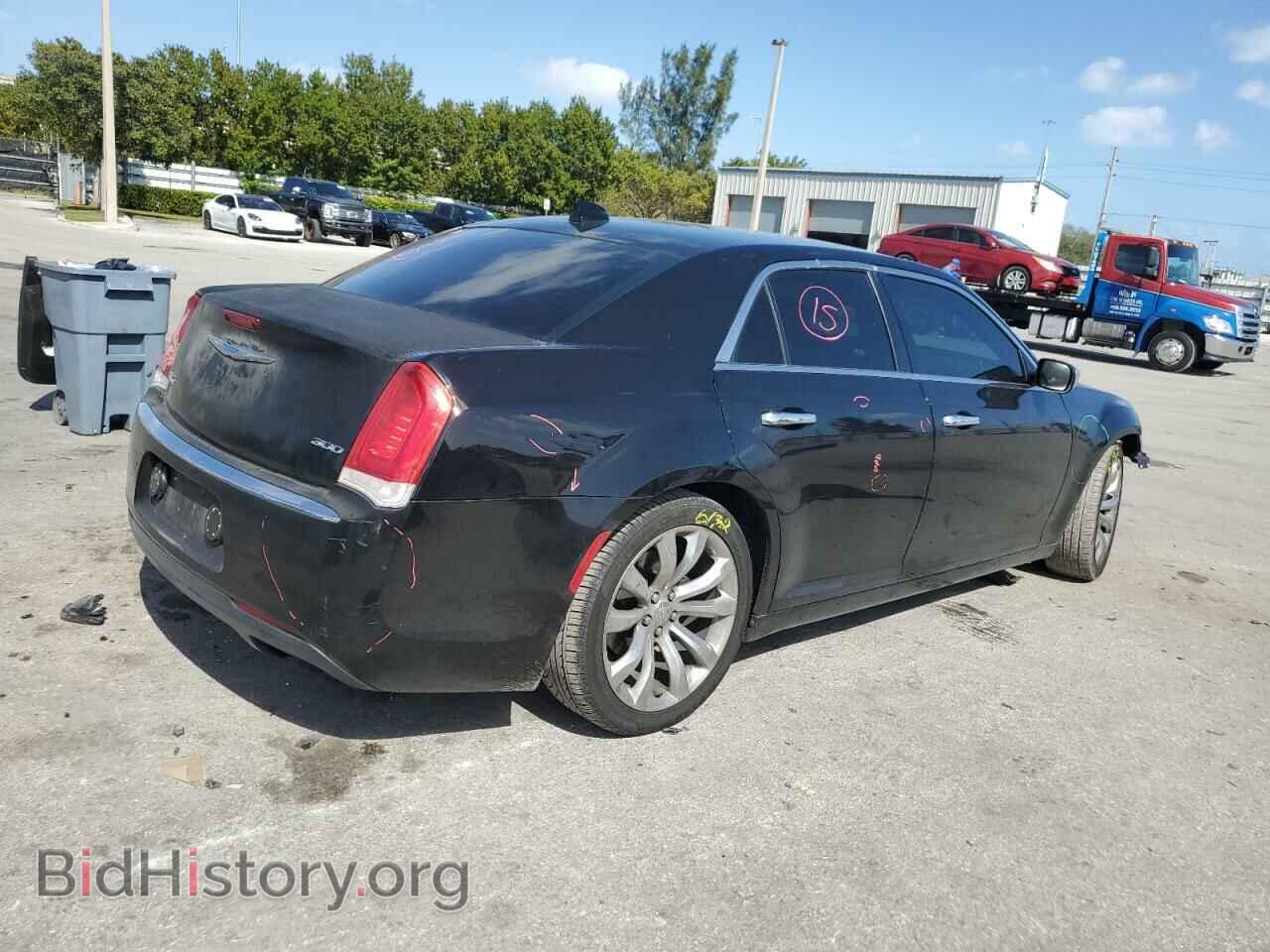 2018 CHRYSLER 300 - VIN: 2C3CCAEG6JH222883 - Фото 3
