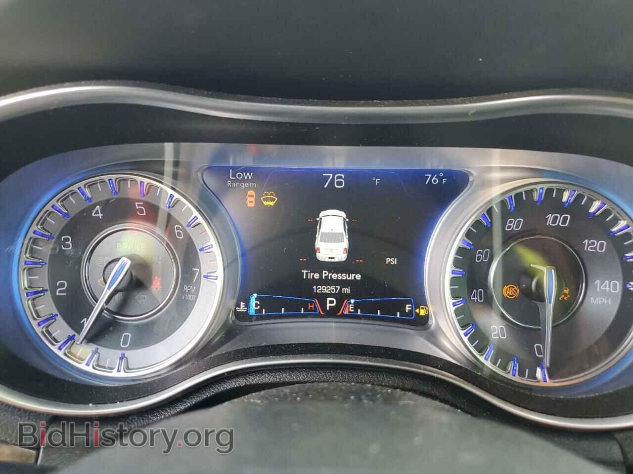 2018 CHRYSLER 300 - VIN: 2C3CCAEG6JH222883 - Фото 9