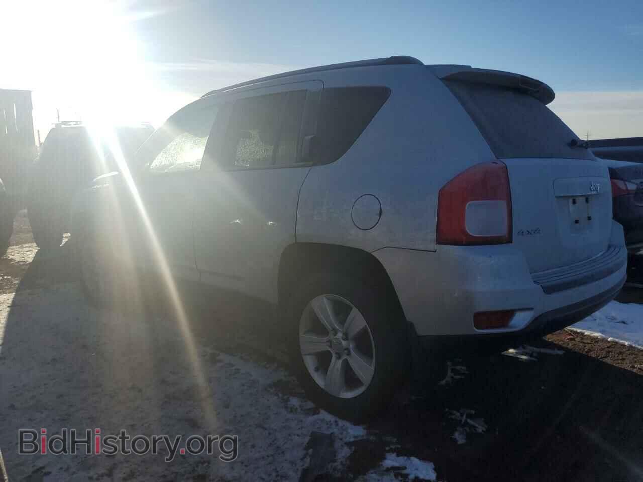 2011 JEEP COMPASS - VIN: 1J4NF1FB9BD239152 - Photo 2