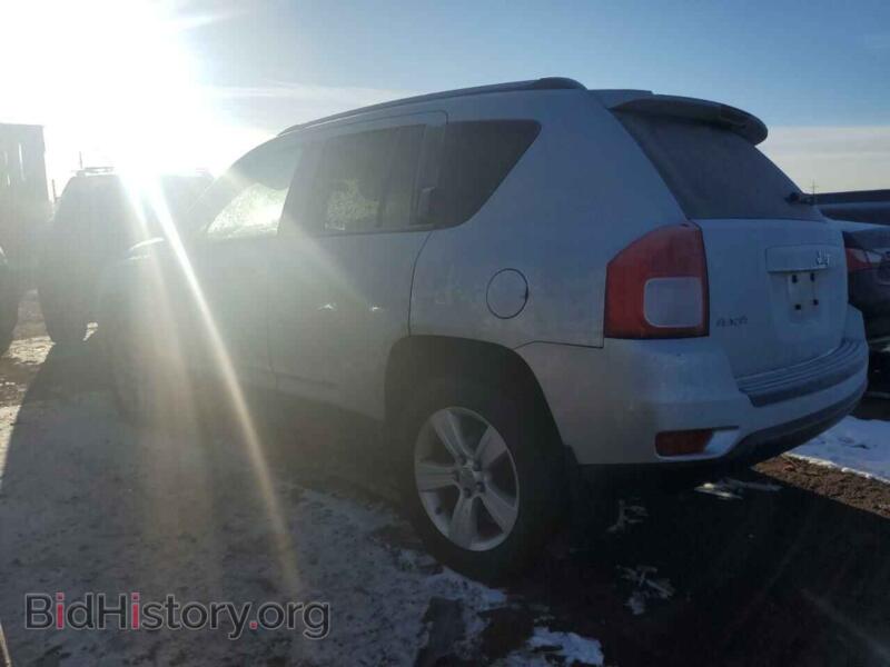 2011 Jeep COMPASS (VIN 1J4NF1FB9BD239152) — photo 2 of 13