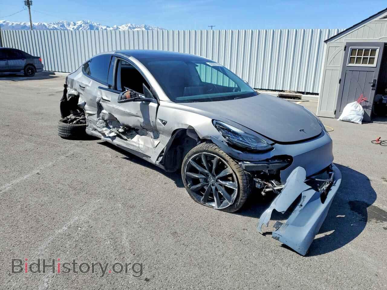 2018 TESLA MODEL 3 - VIN: 5YJ3E1EB5JF070689 - Photo 4