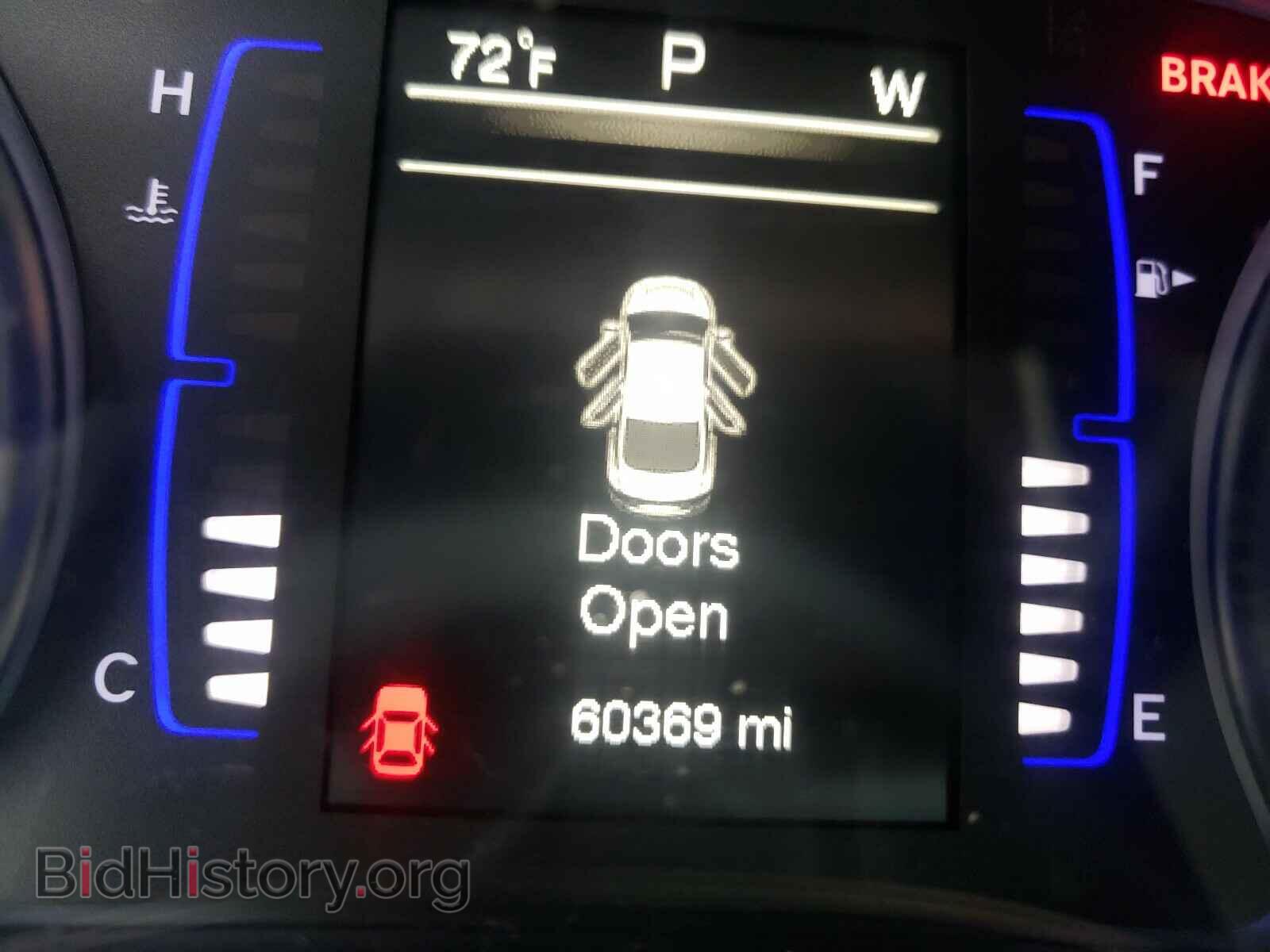 2017 CHRYSLER 200 - VIN: 1C3CCCFB1HN501366 - Фото 8